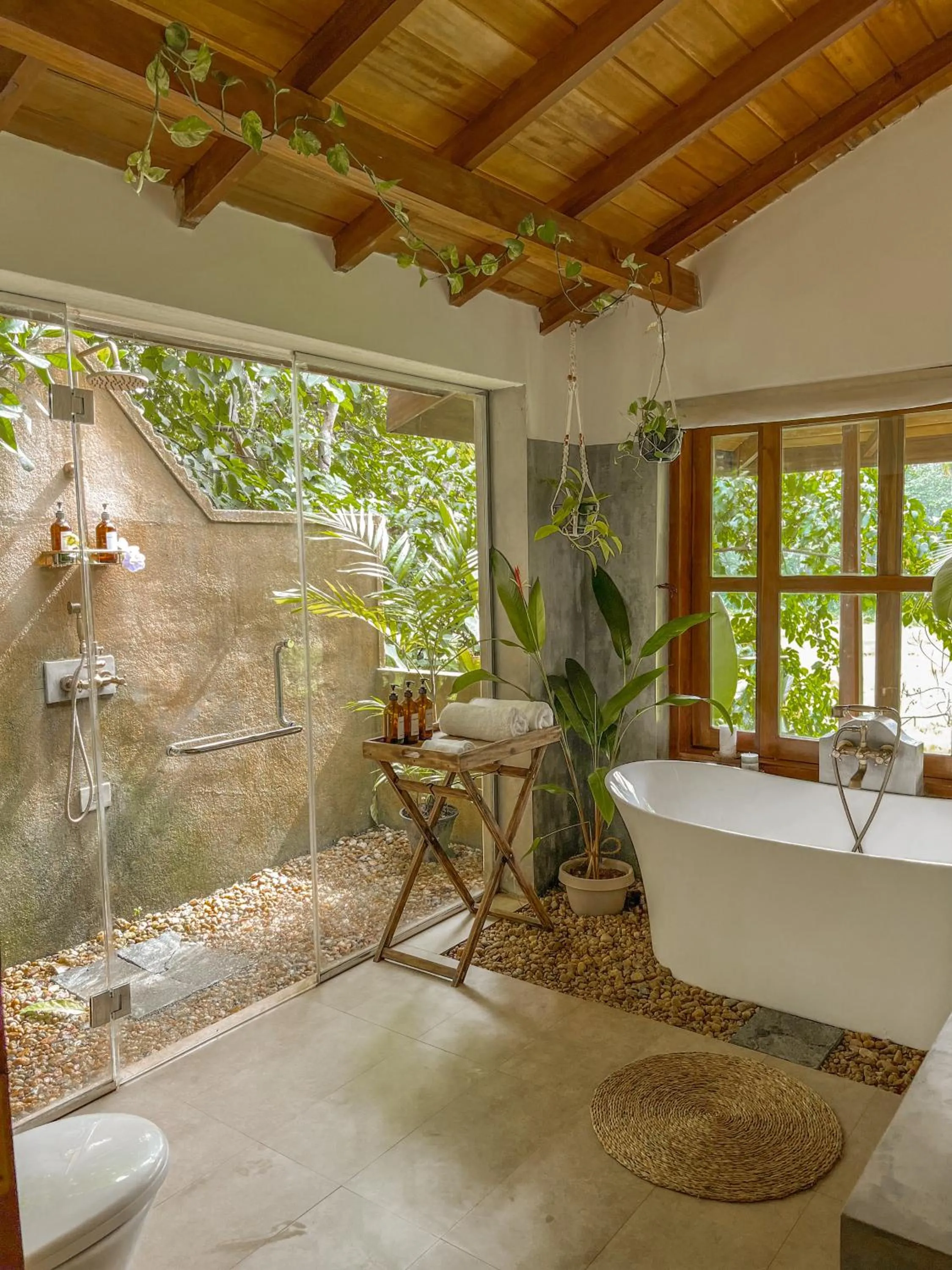 Shower in The Jungle Loft Galle