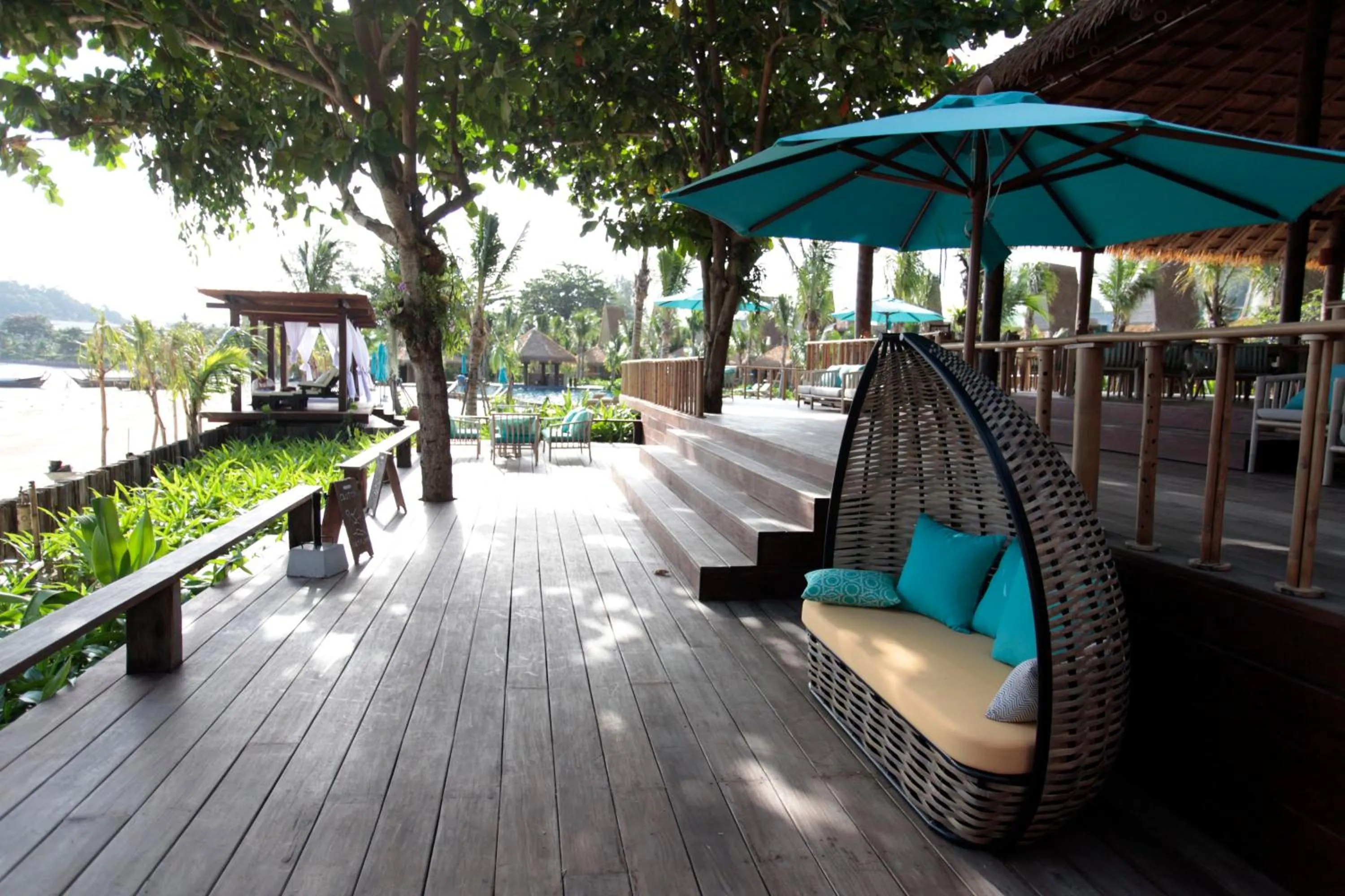 Restaurant/places to eat in Phi Phi CoCo Beach Resort