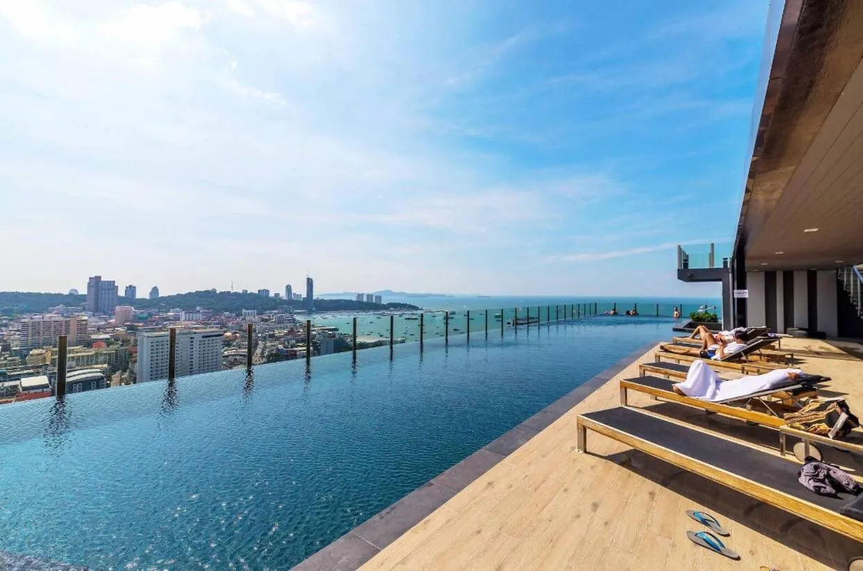 City view in The base