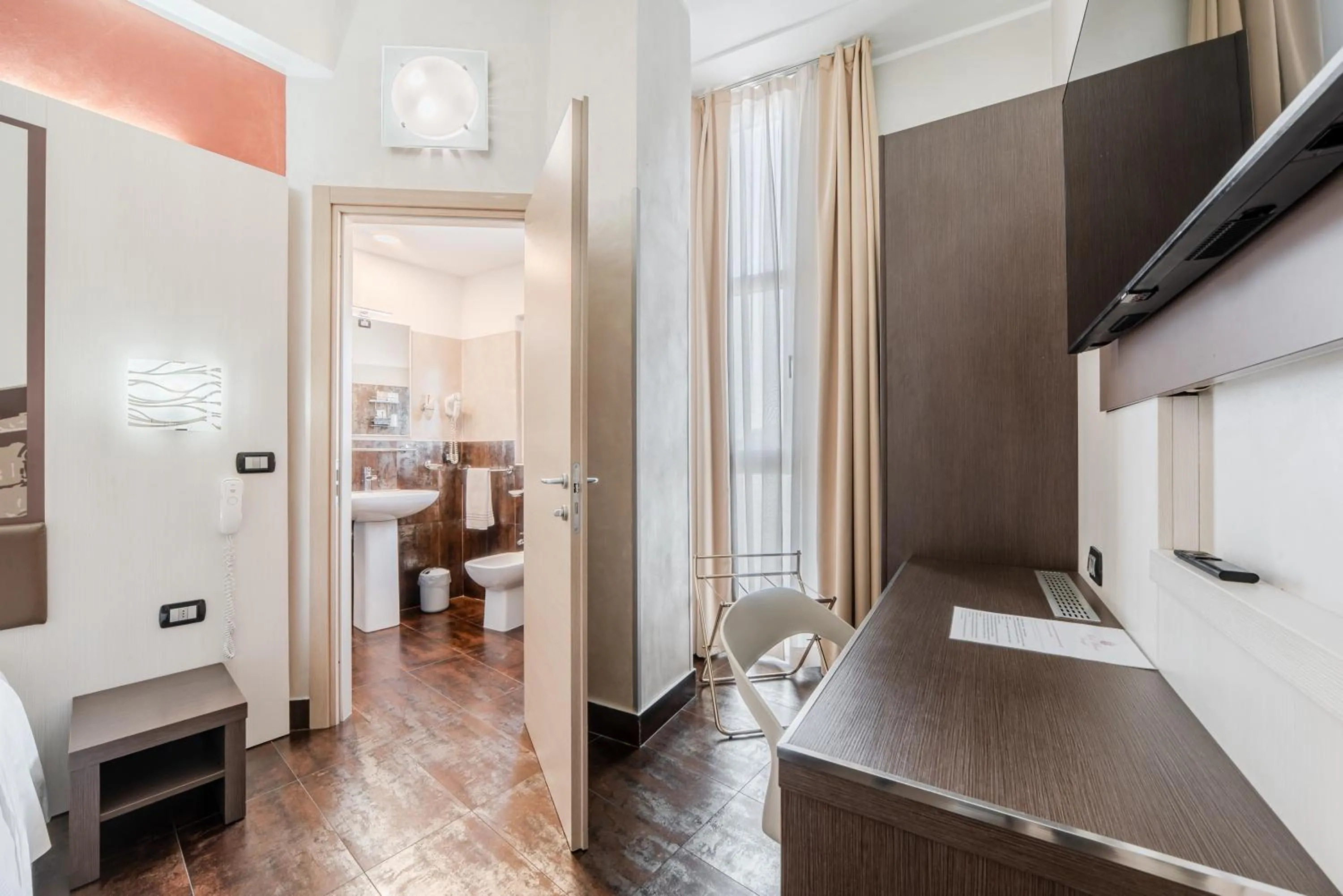 Photo of the whole room in Hotel Milano Navigli