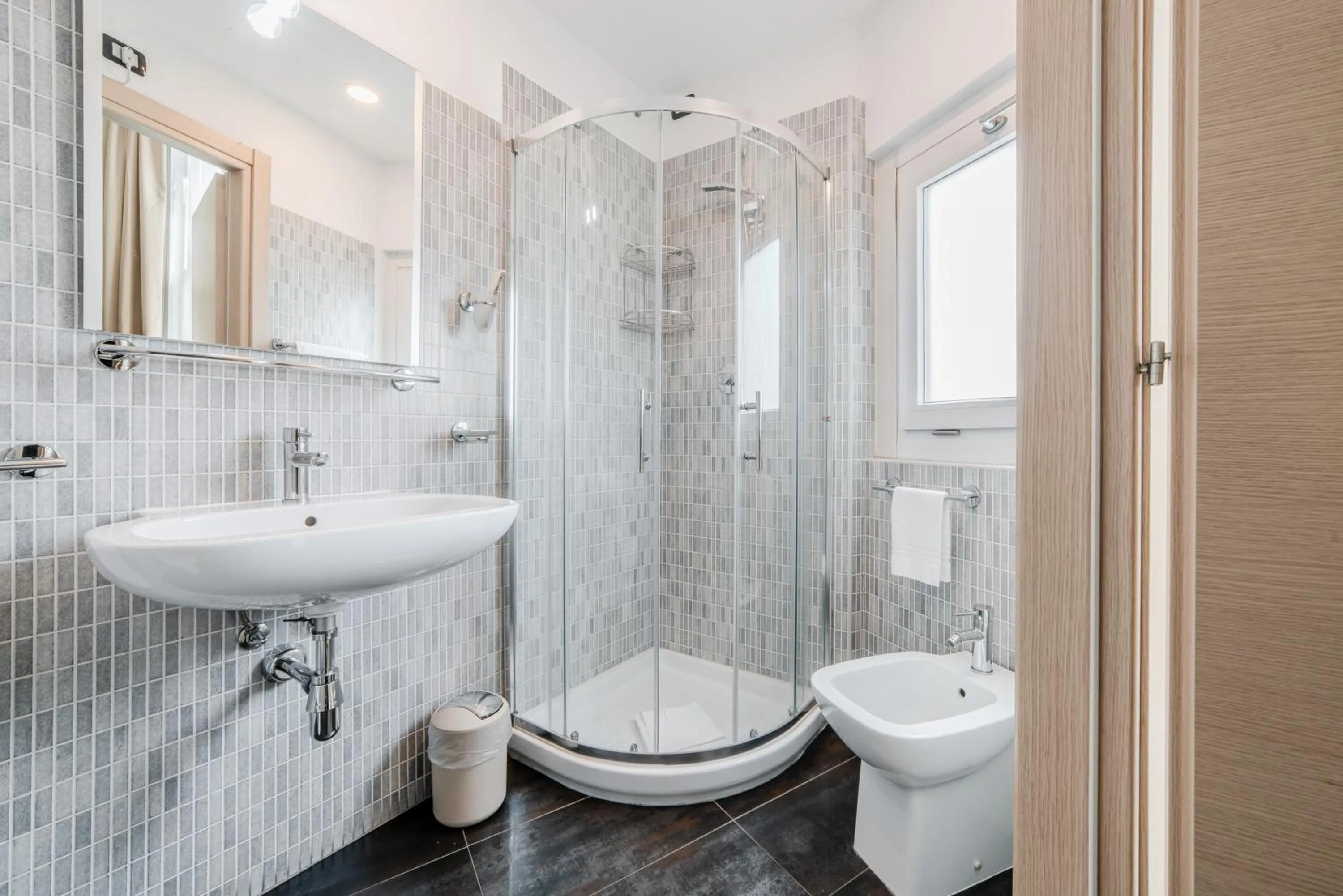 Shower in Hotel Milano Navigli