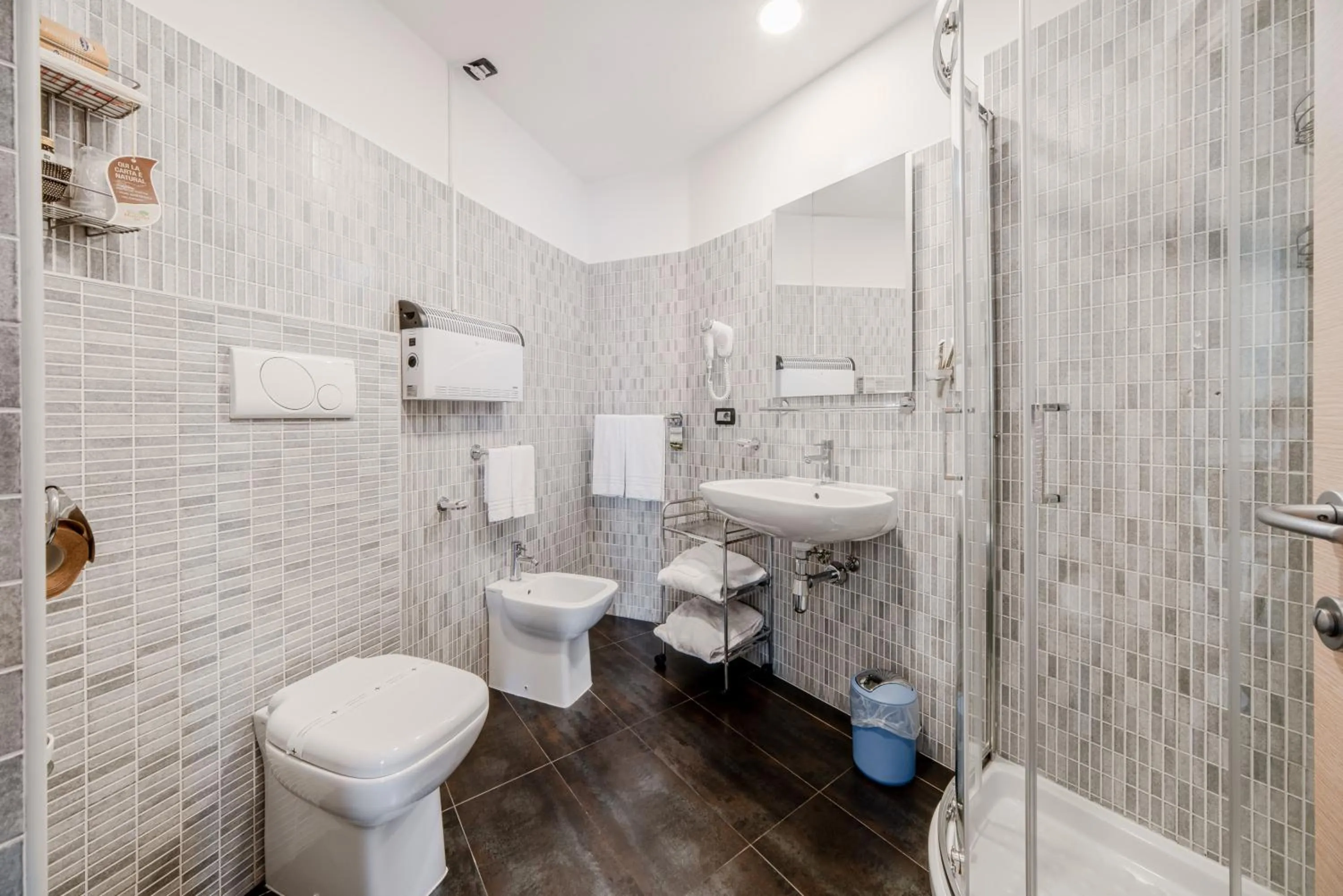 Shower in Hotel Milano Navigli