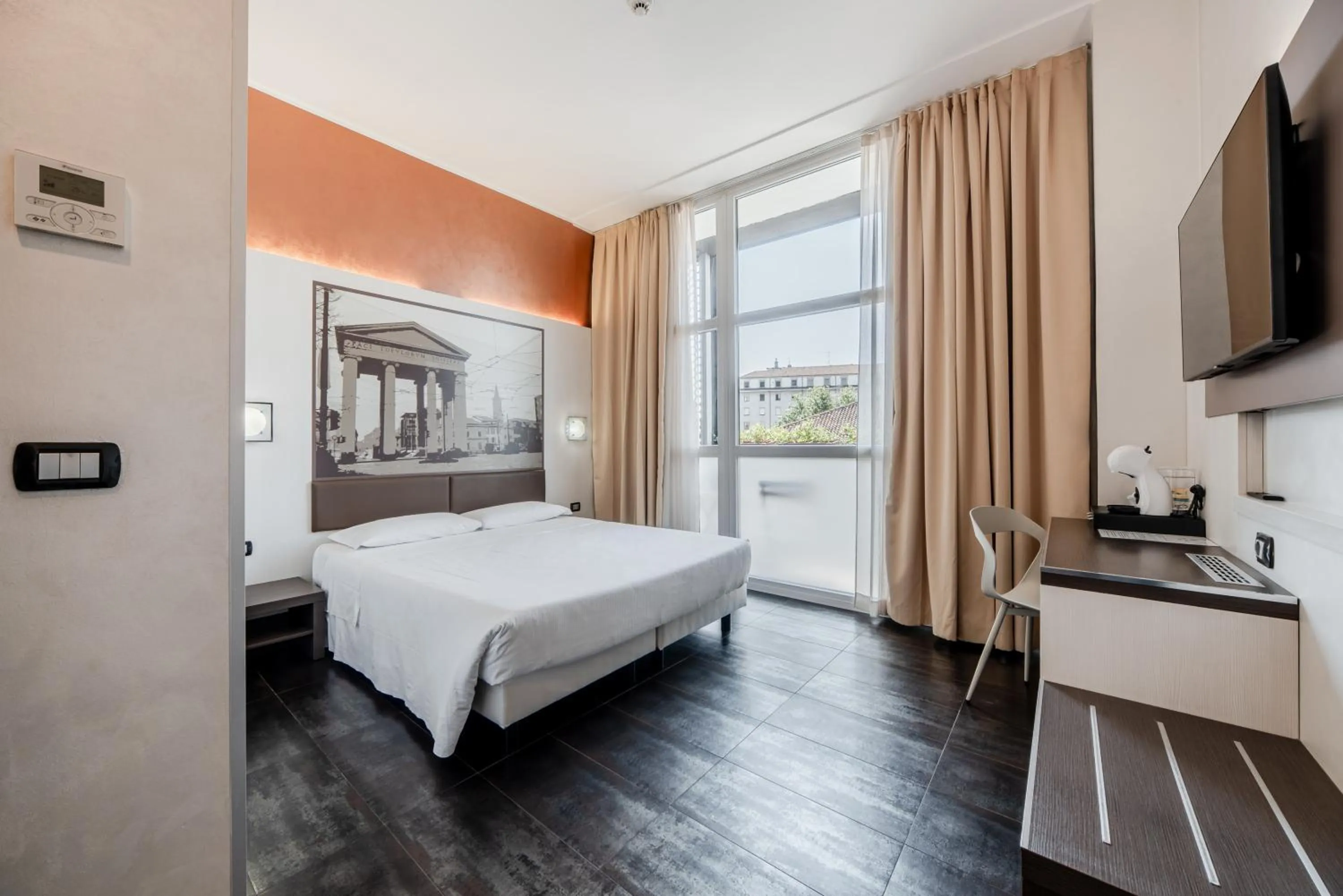 Bed in Hotel Milano Navigli