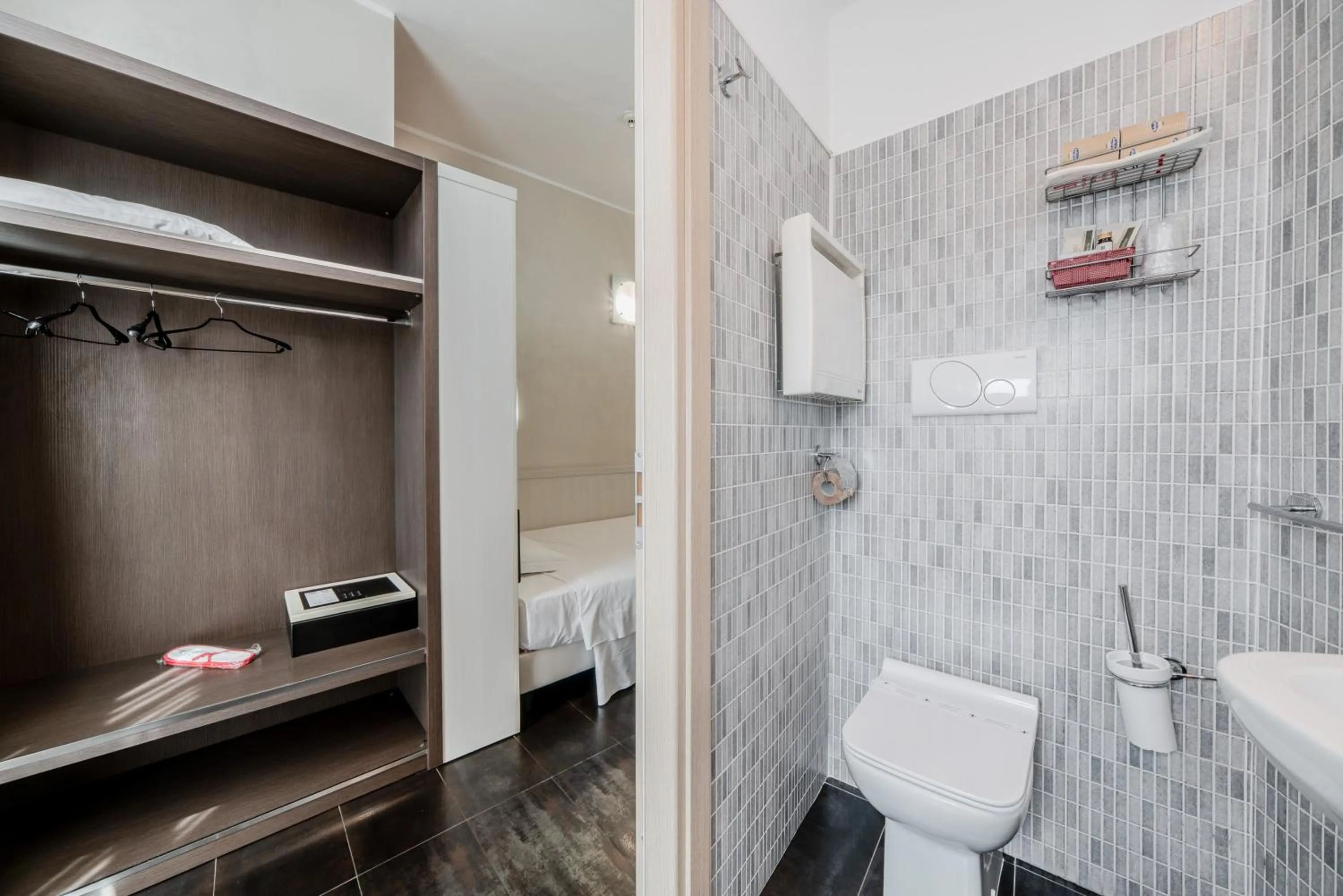 Bathroom in Hotel Milano Navigli