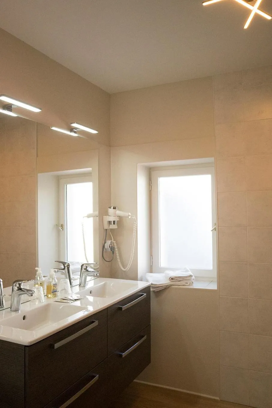 Bathroom in Revigora