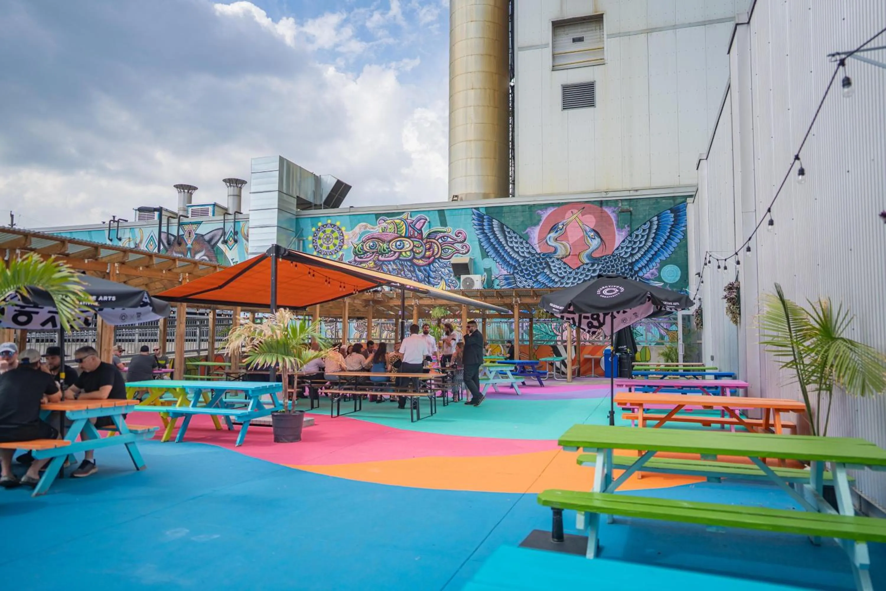 Area and facilities in Staybridge Suites Hamilton - Downtown by IHG