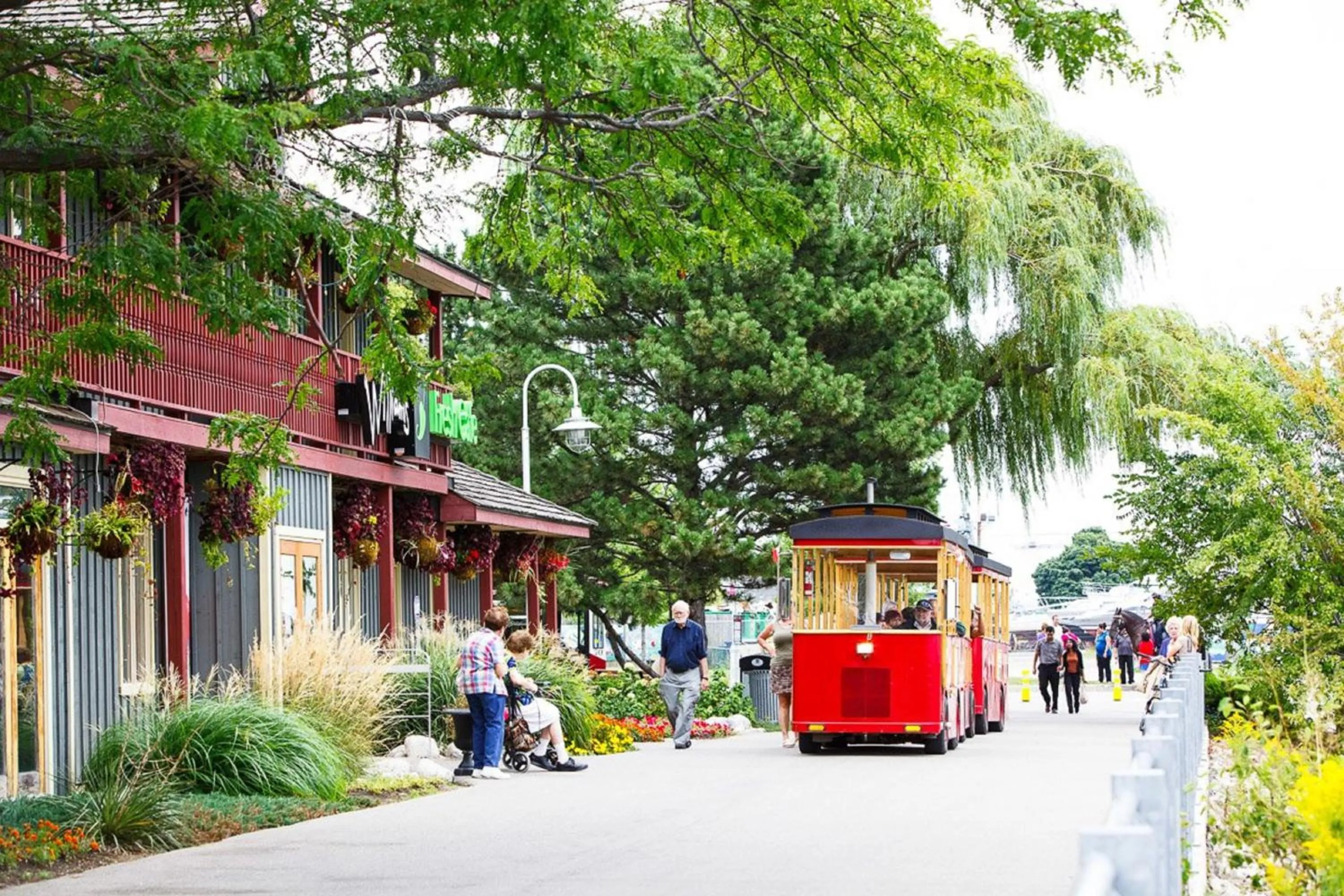 Area and facilities in Staybridge Suites Hamilton - Downtown by IHG