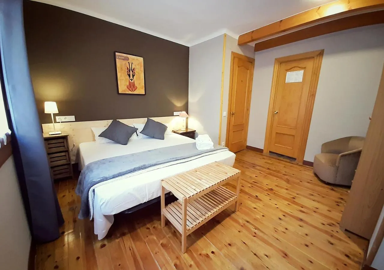 Bed in Hostal Fonda Prat