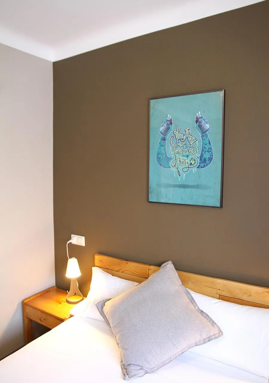Decorative detail, Bed in Hostal Fonda Prat
