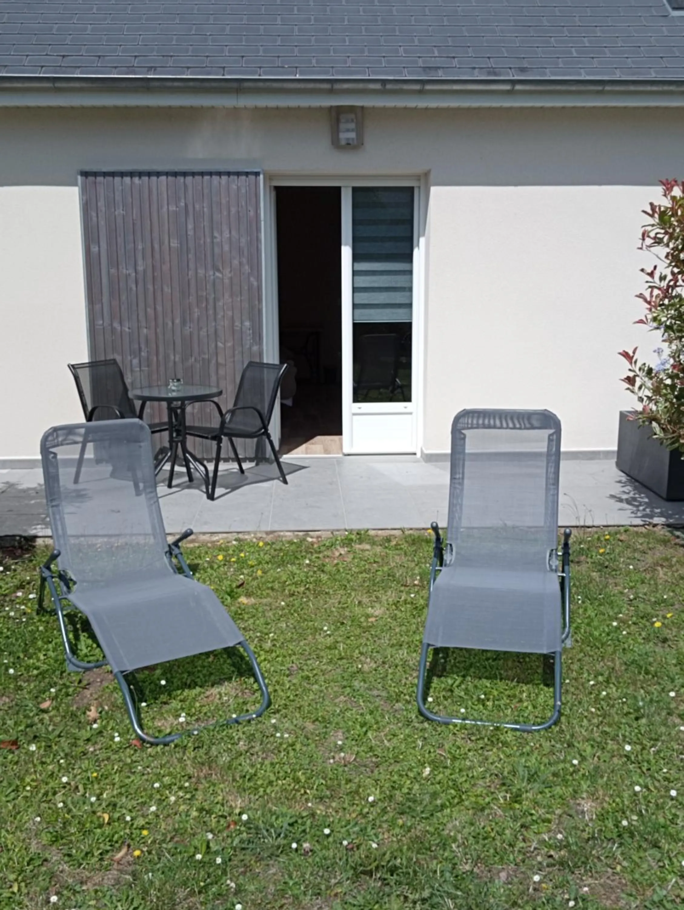 Balcony/Terrace in Chambres et Tables d'hotes " O Doux Matins " aux portes de Chinon