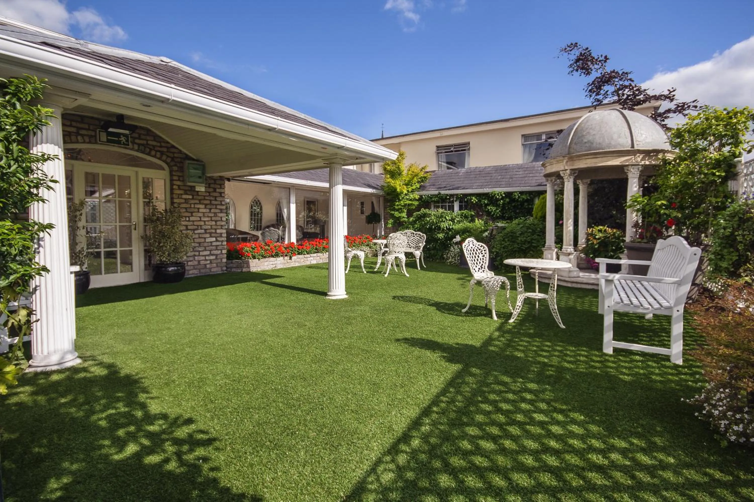 Summer in Greville Arms Hotel Mullingar