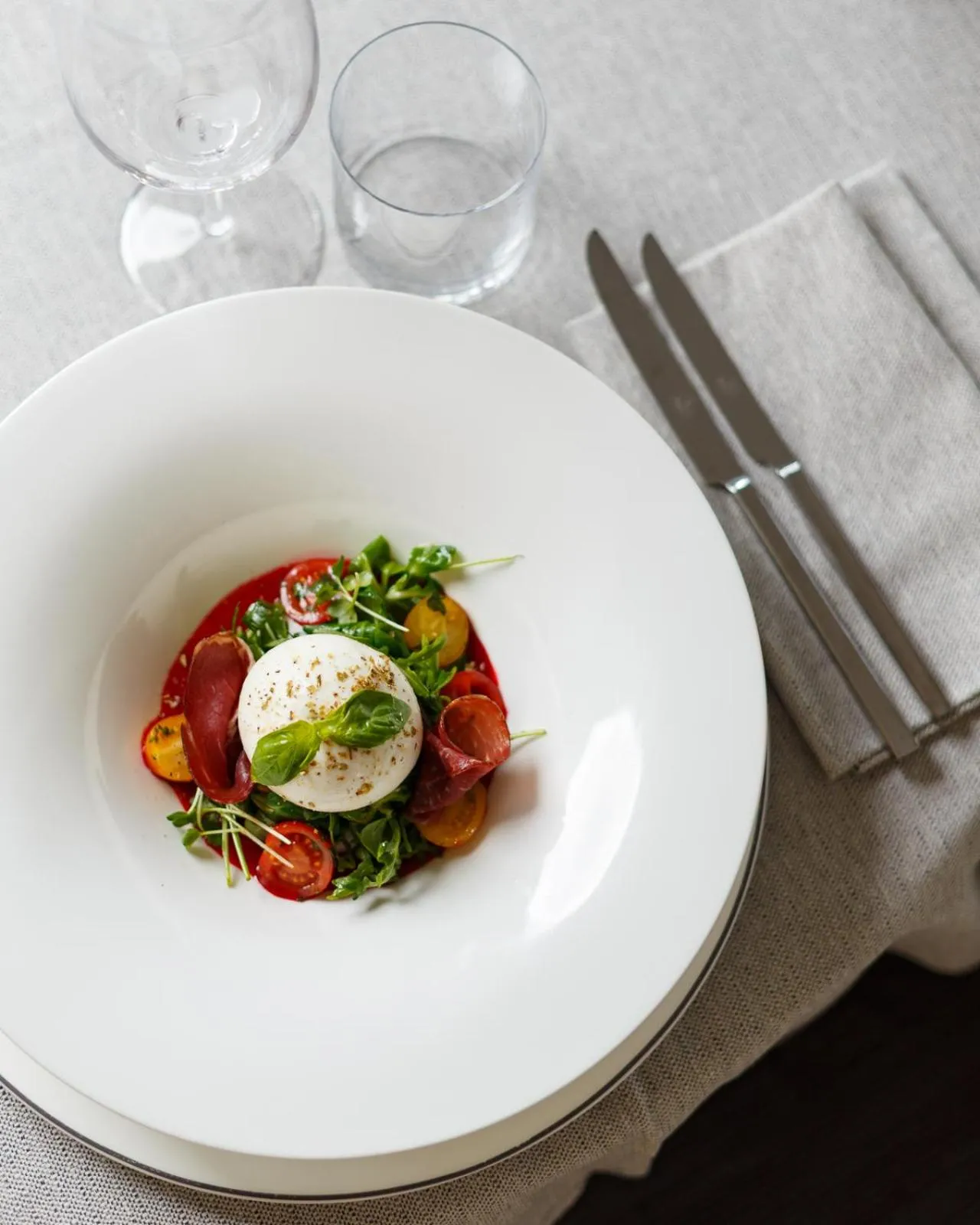 Restaurant/places to eat in Hotel Mariver