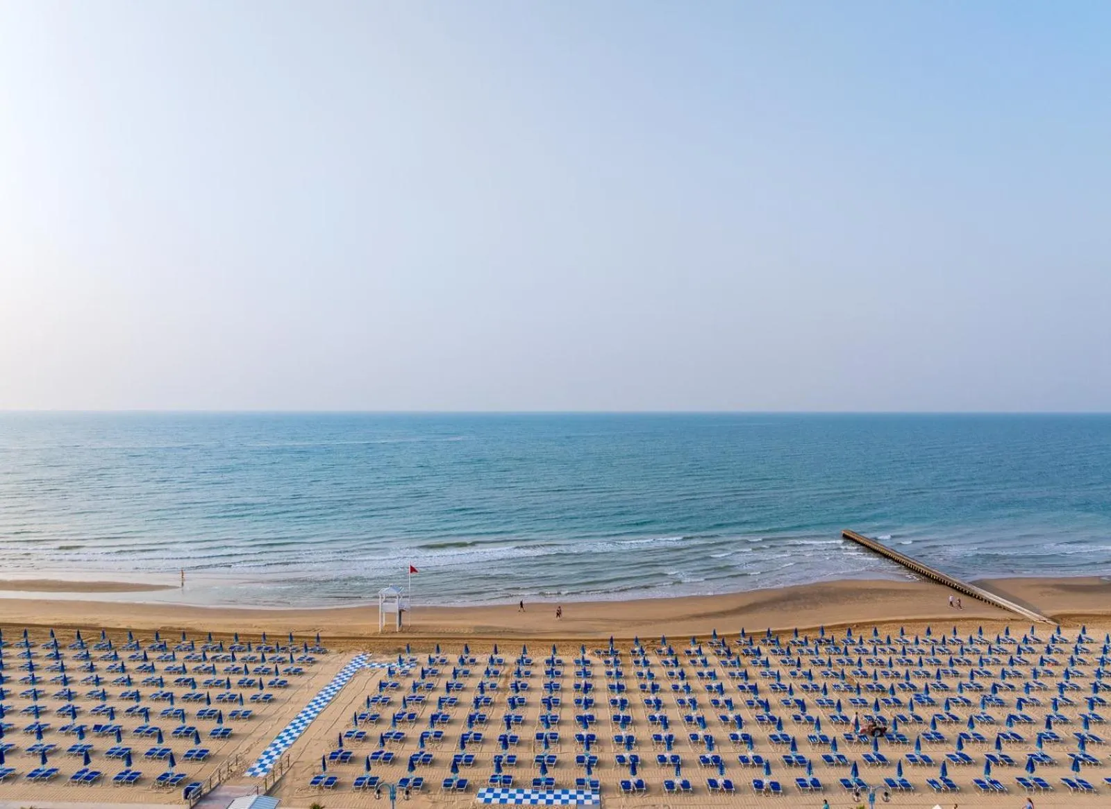 Beach in Hotel Mariver
