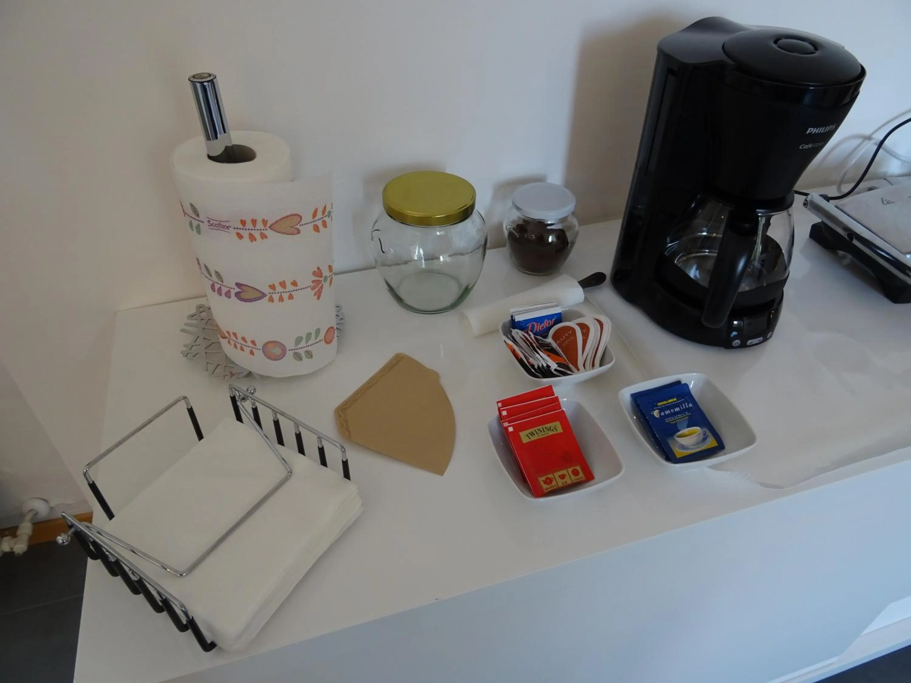 Coffee/tea facilities in CharmeRooms Villa Moroni