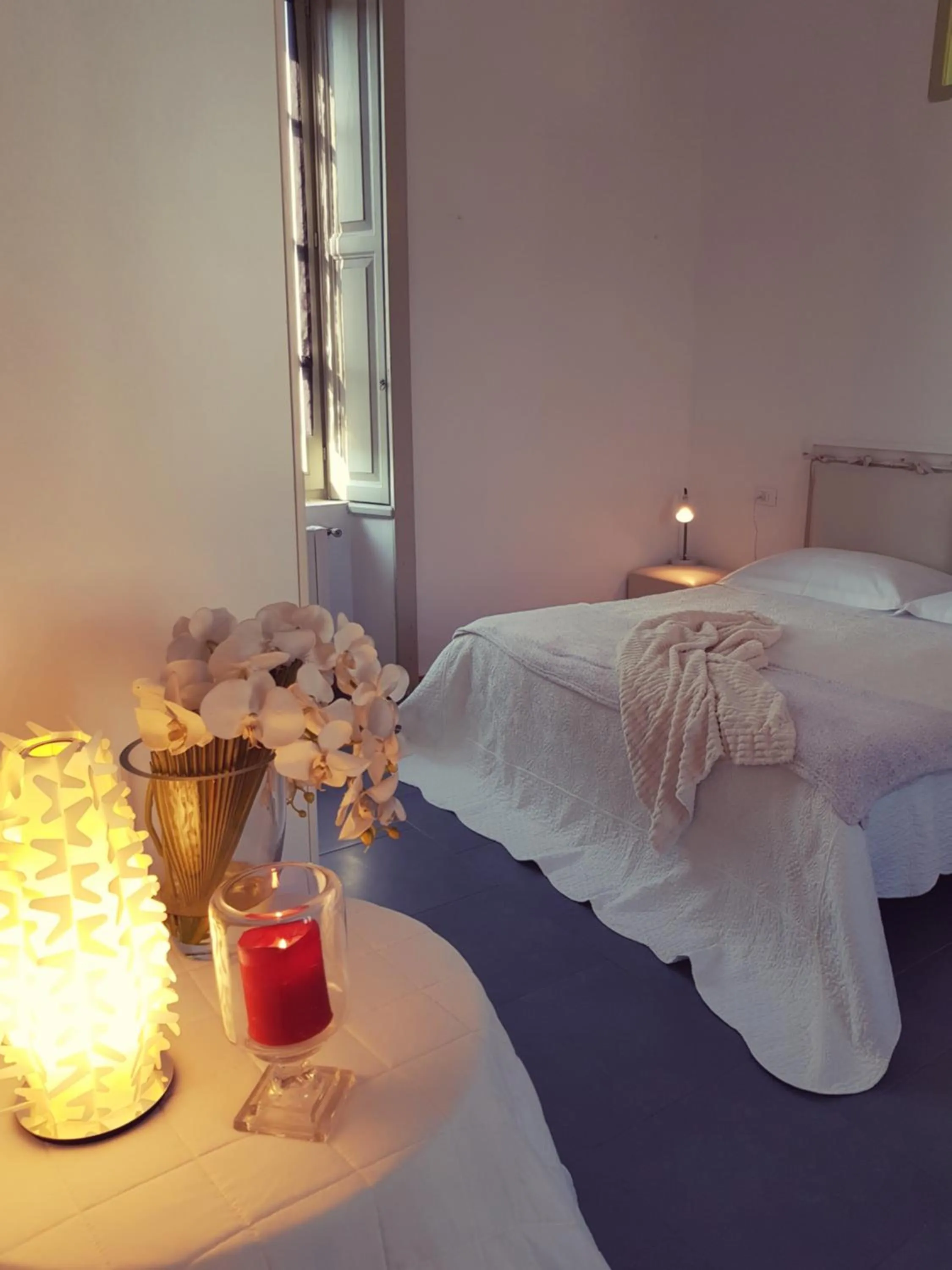 Bed in CharmeRooms Villa Moroni