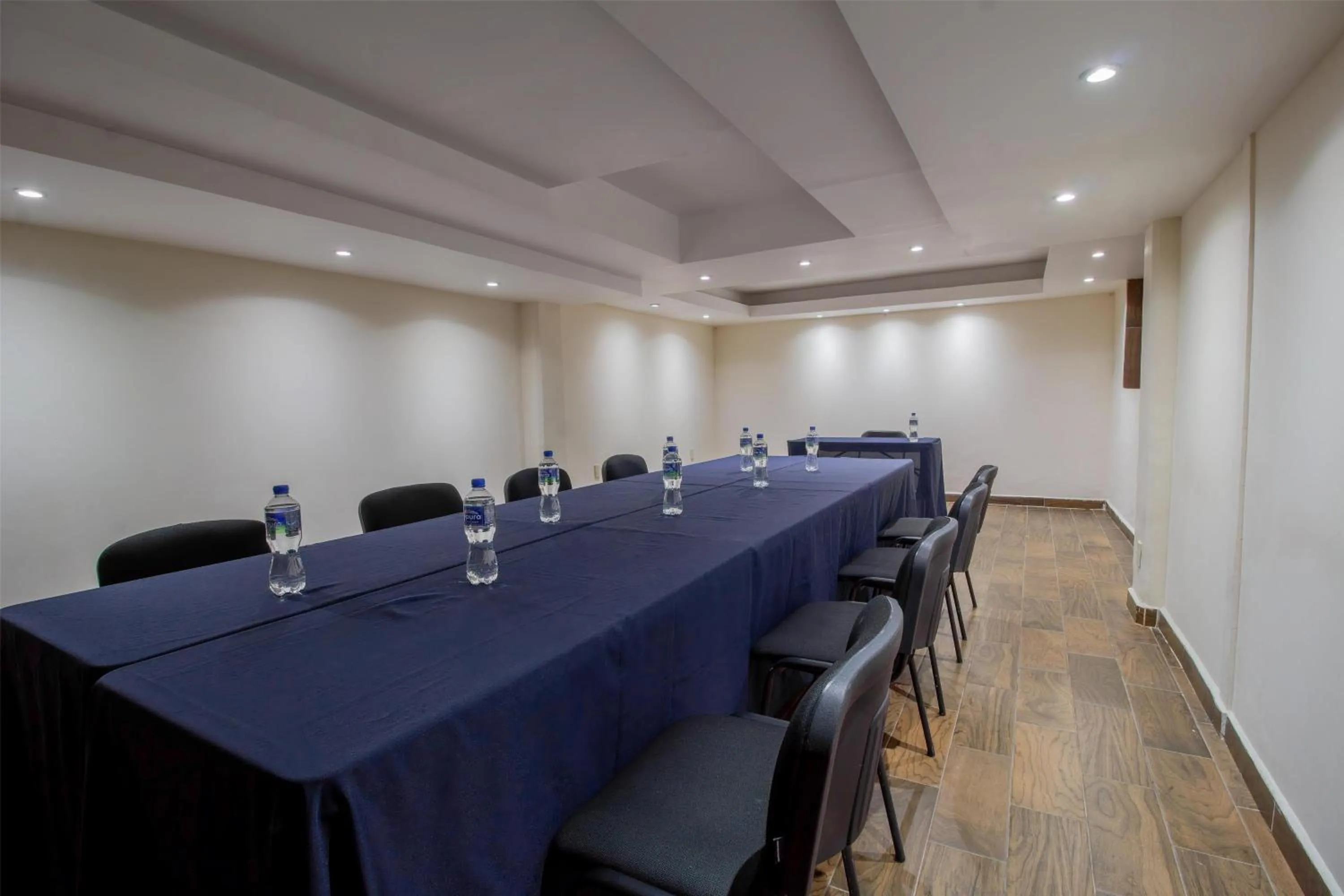 Meeting/conference room in Best Western Real Tula Express