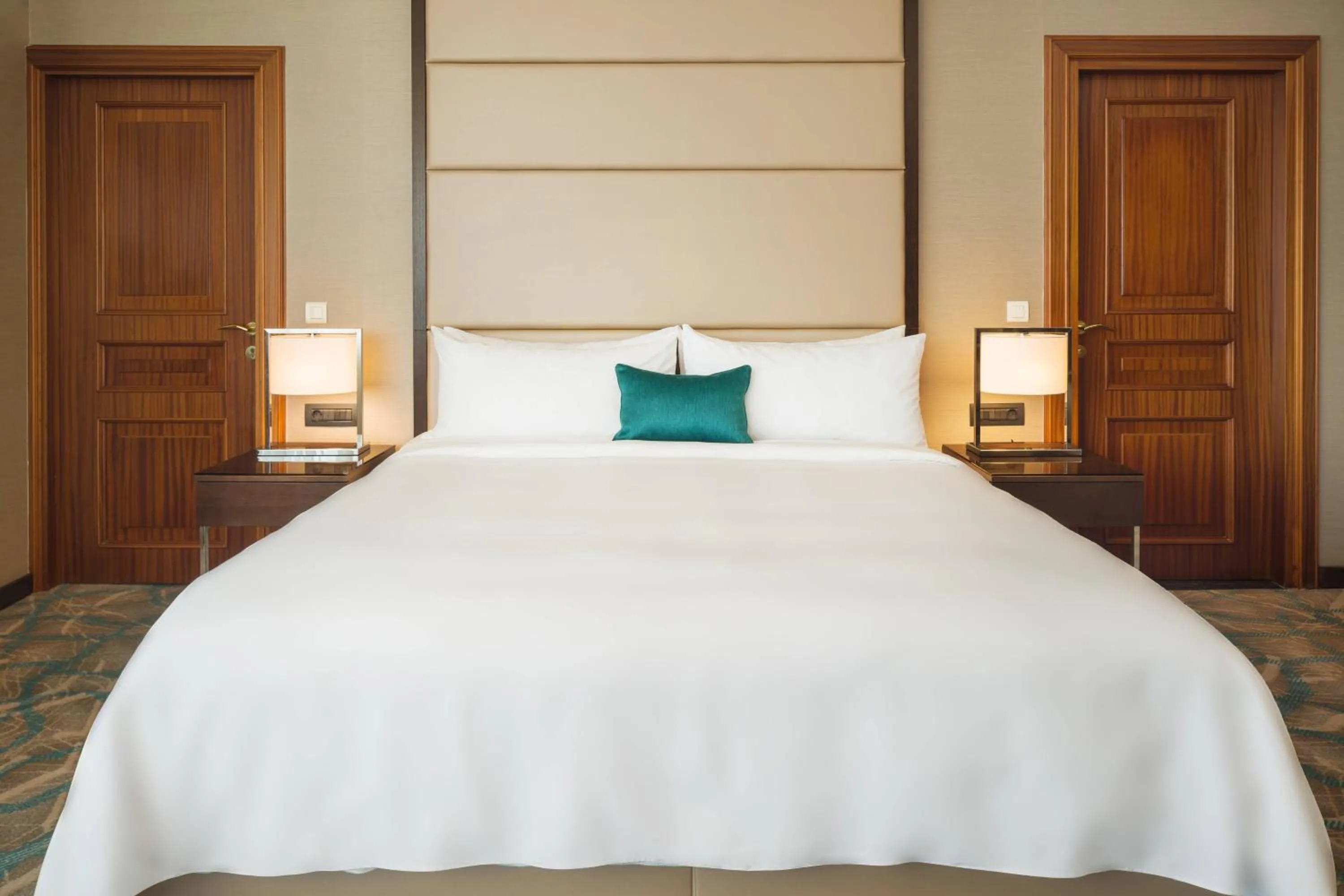 Bedroom, Bed in JW Marriott Bucharest Grand Hotel