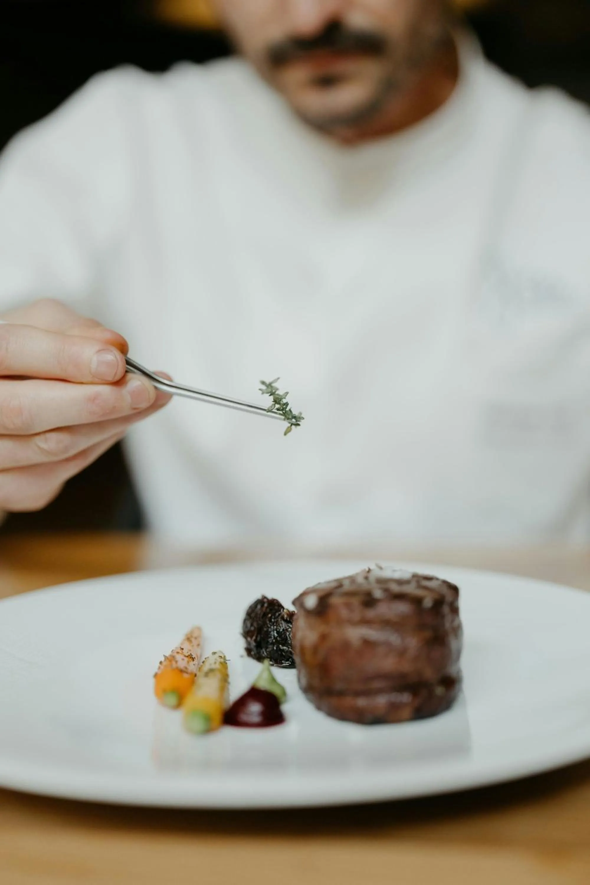 Restaurant/places to eat in JW Marriott Bucharest Grand Hotel