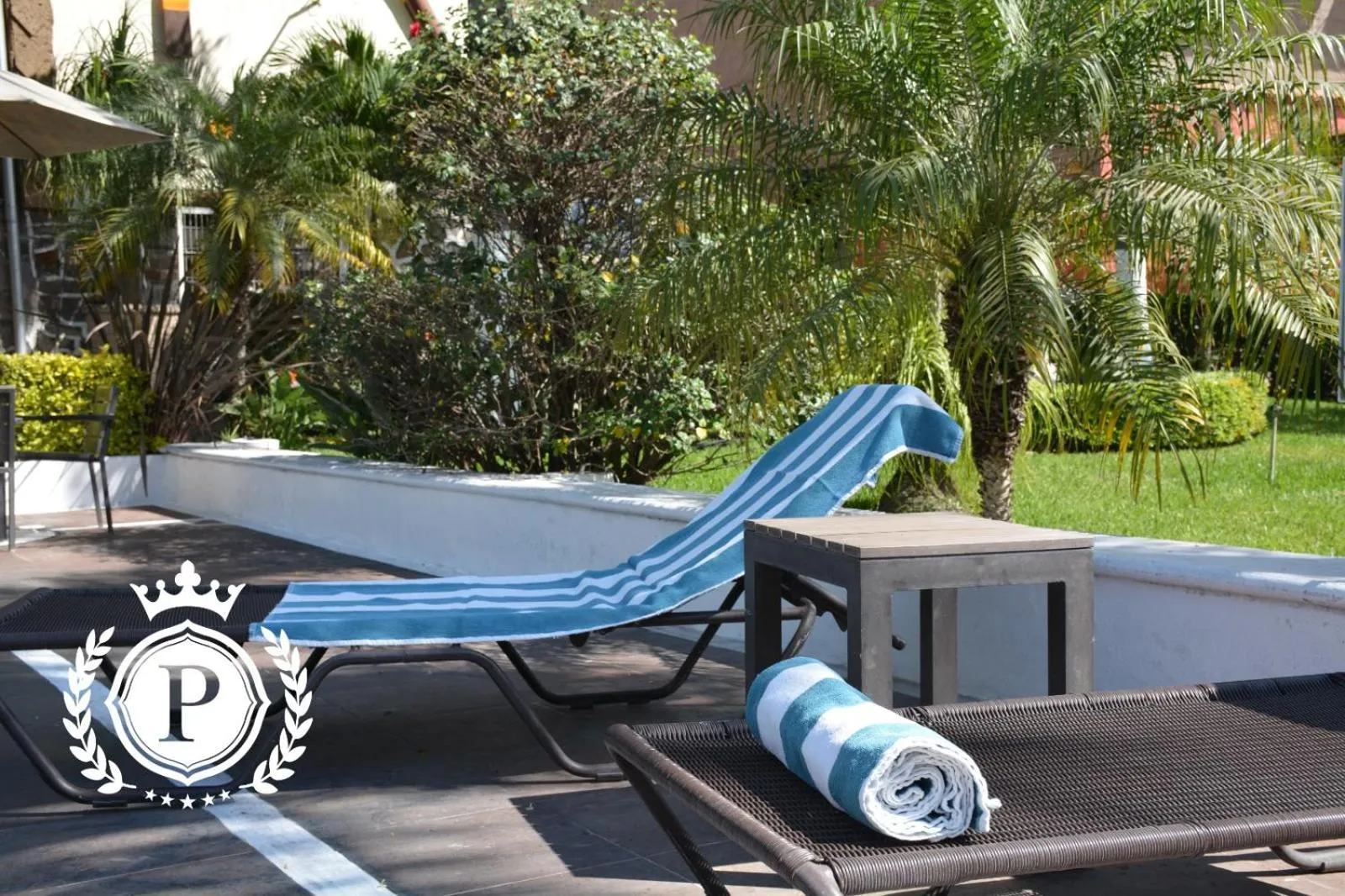 Swimming pool in Hotel Posada Virreyes