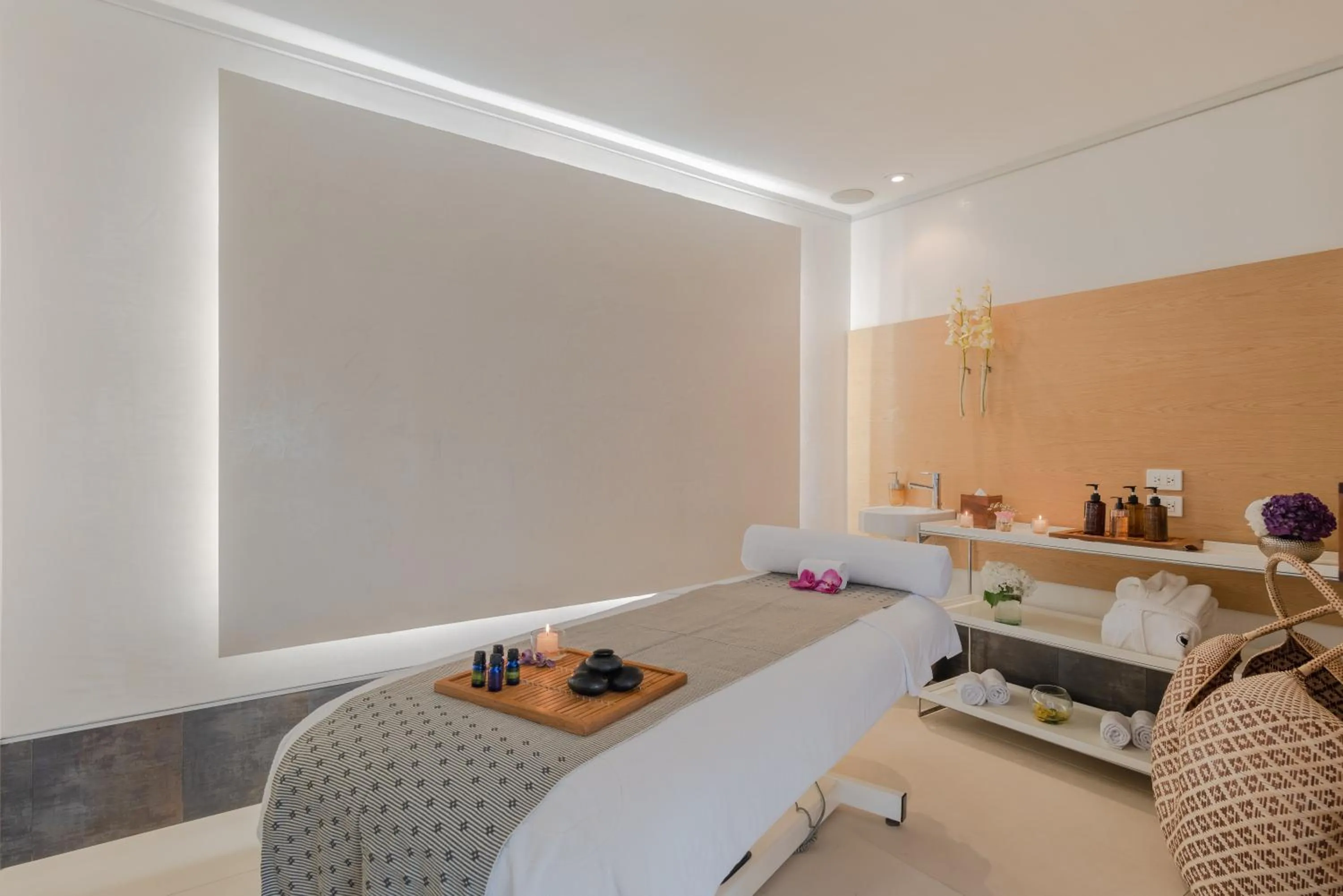 Massage in Charleston Santa Teresa Cartagena