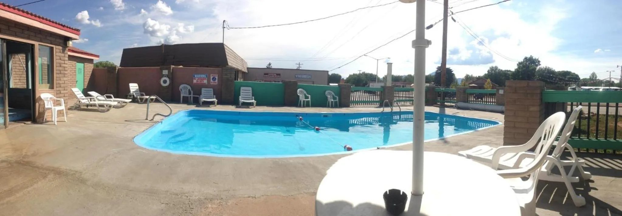 Property building in Cozy Inn