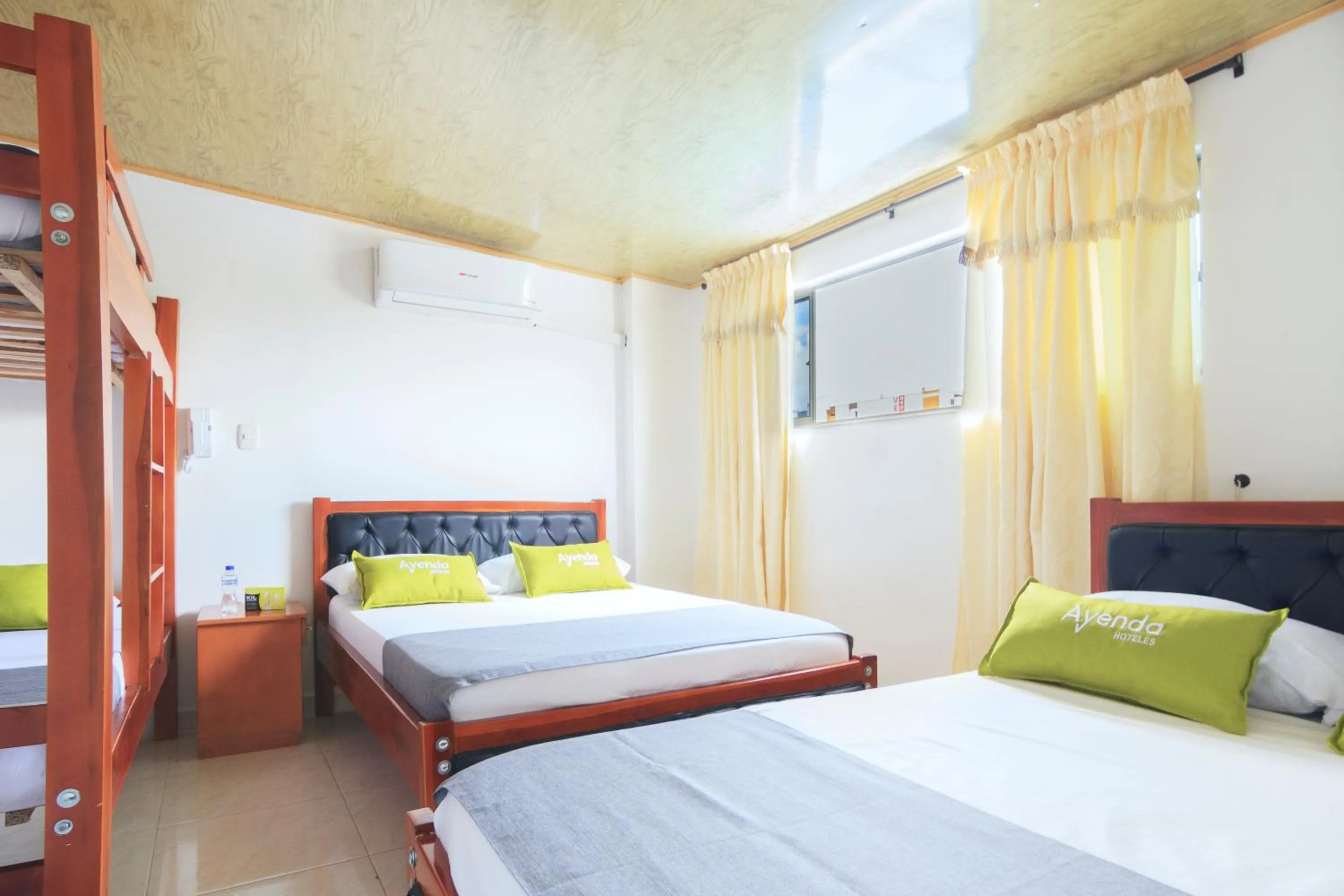 Bedroom, Bed in Hotel El Rubí