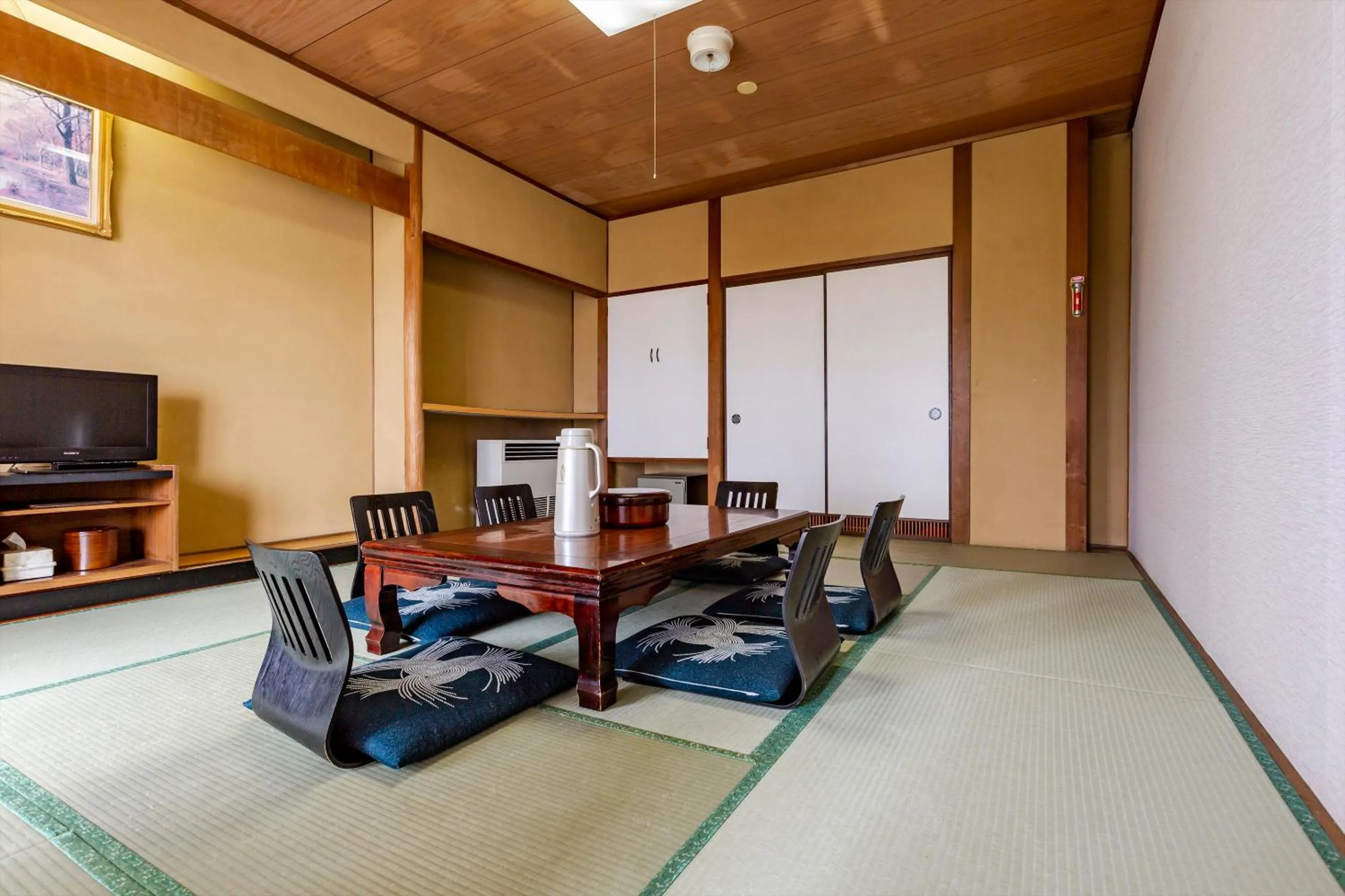 Bedroom in Tsuruga Tunnel Onsen Kitaguni Grand Hotel