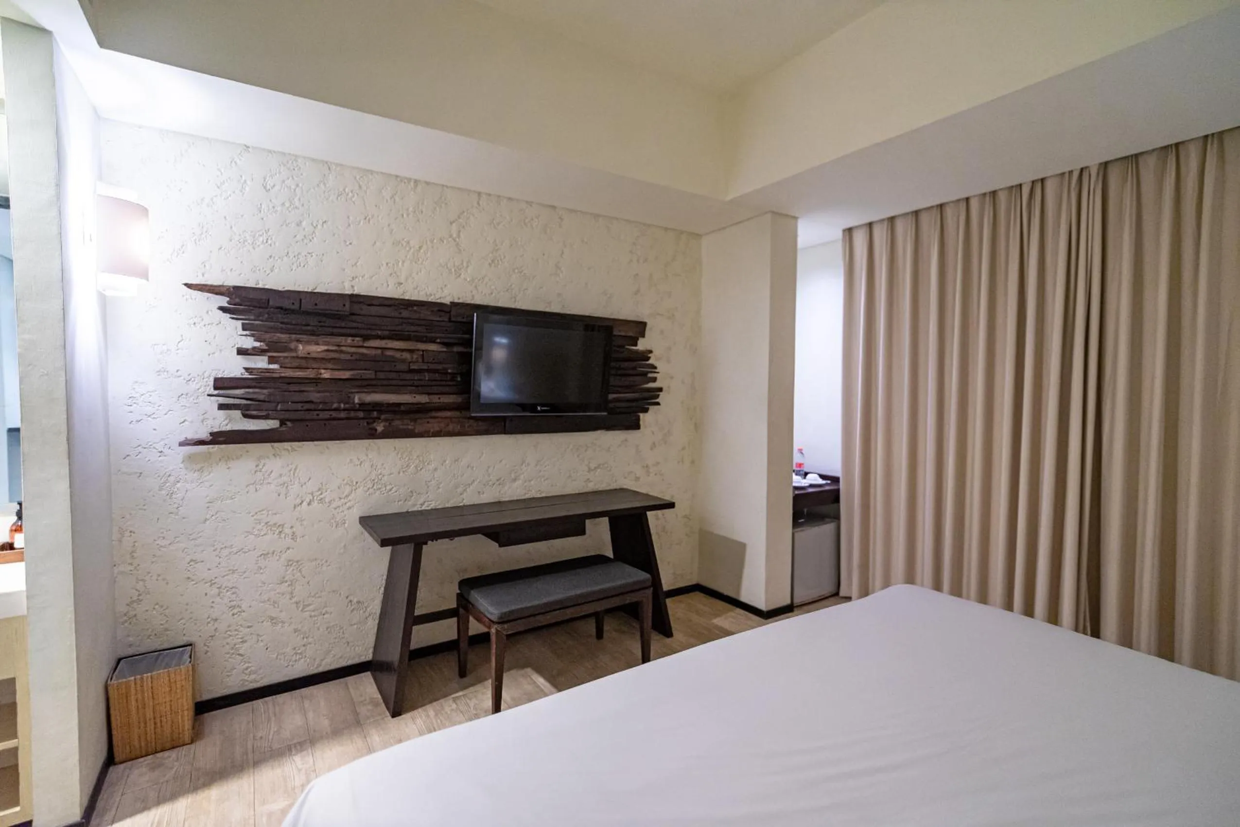 Bedroom, Bed in The Akmani Legian