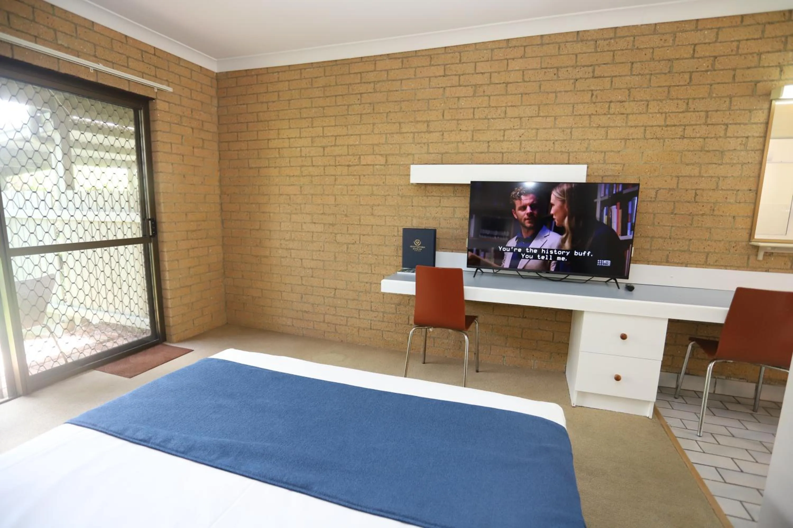 Bed in Great Eastern Motor Inn Gympie