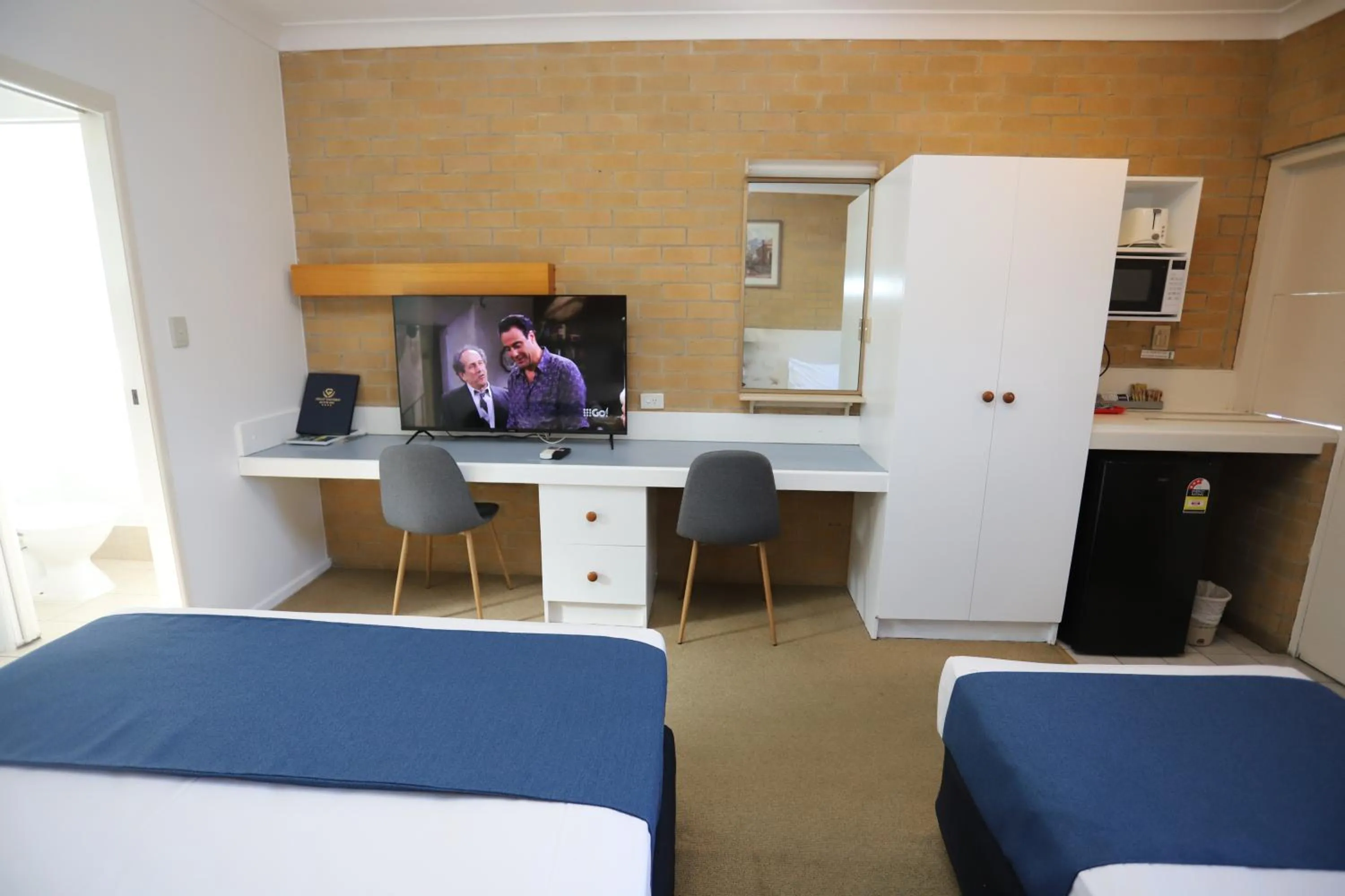 Bed in Great Eastern Motor Inn Gympie