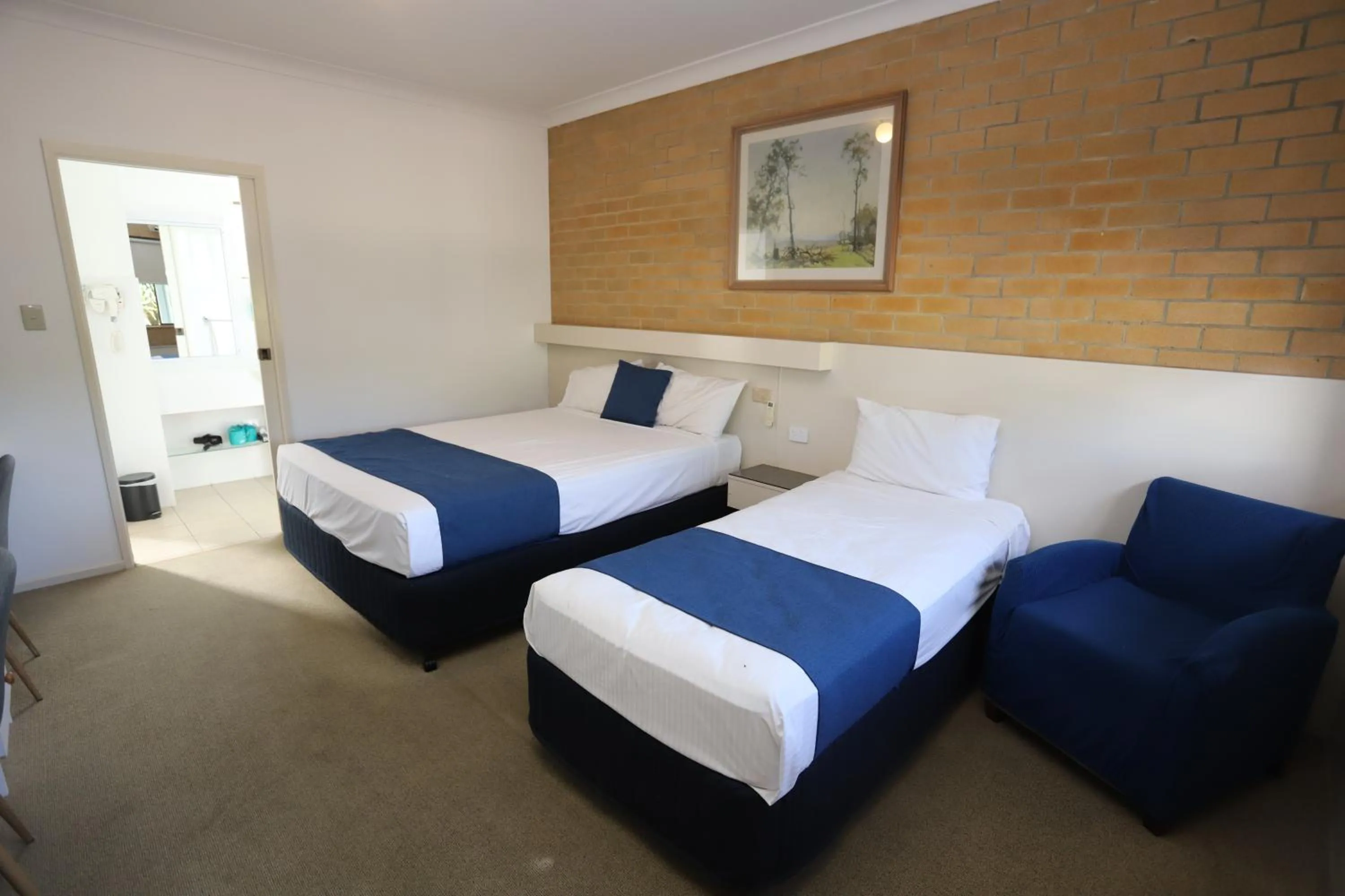 Bed in Great Eastern Motor Inn Gympie