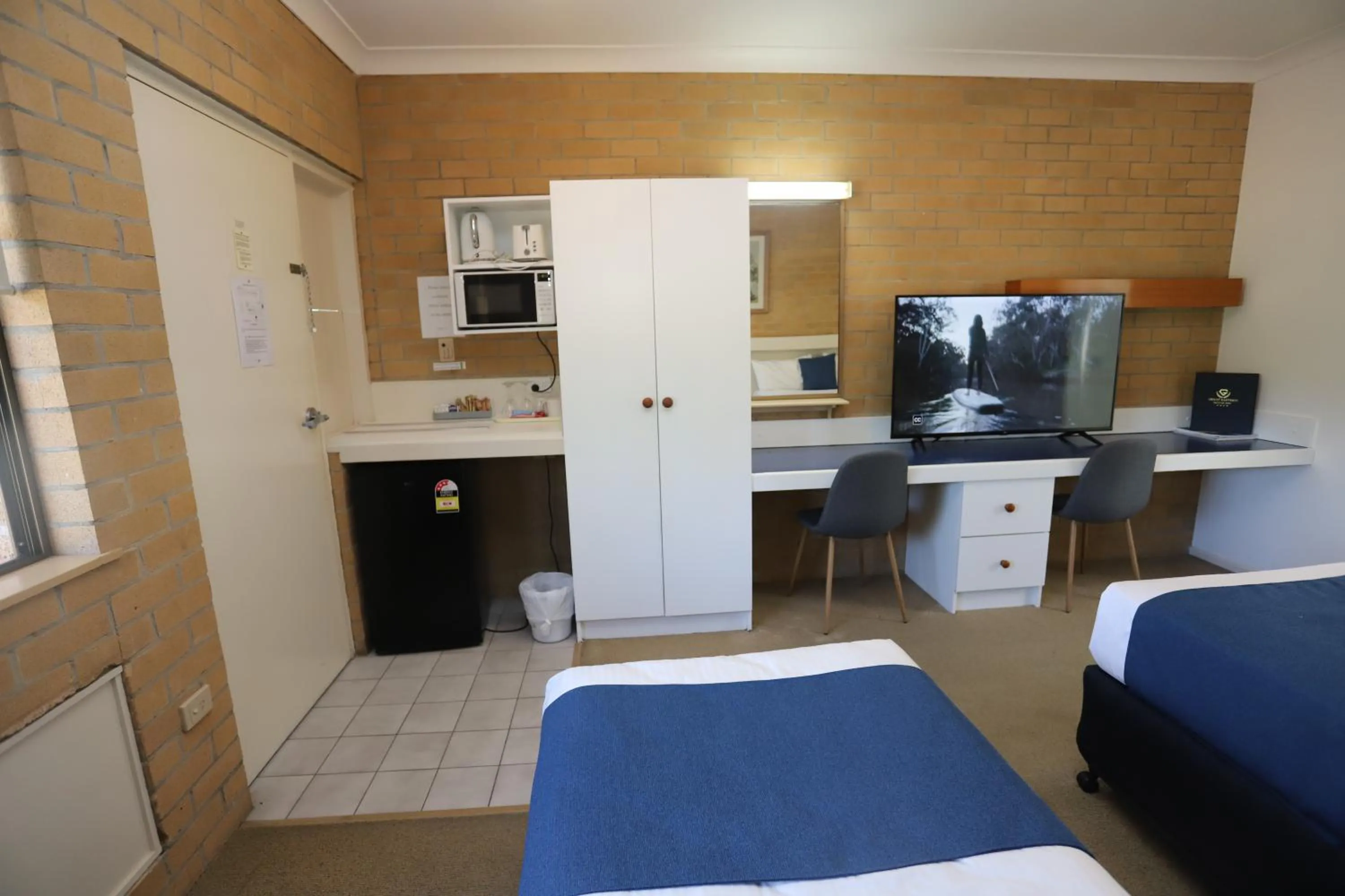 Bed in Great Eastern Motor Inn Gympie