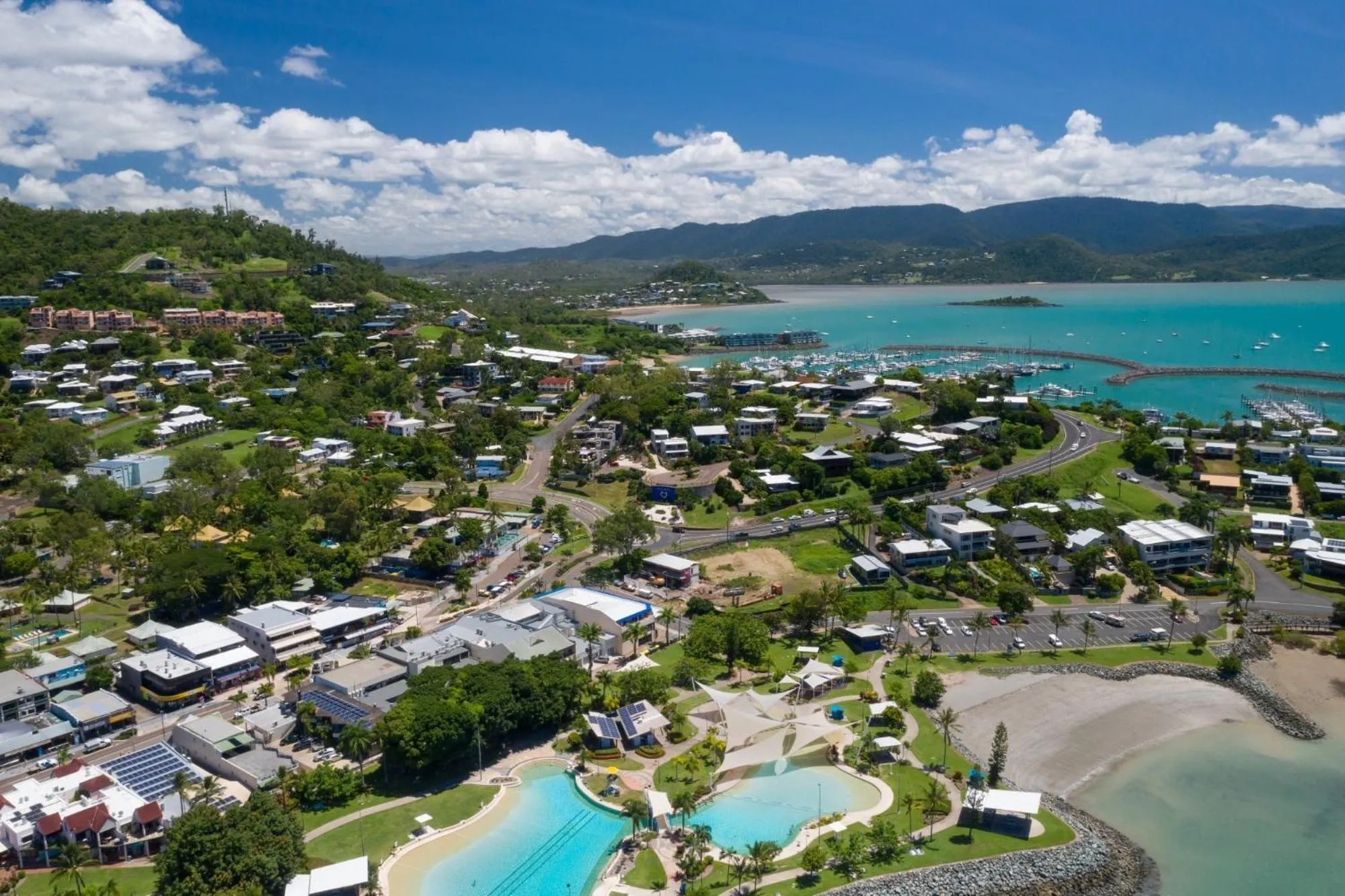 Bird's eye view in Waterview Airlie Beach