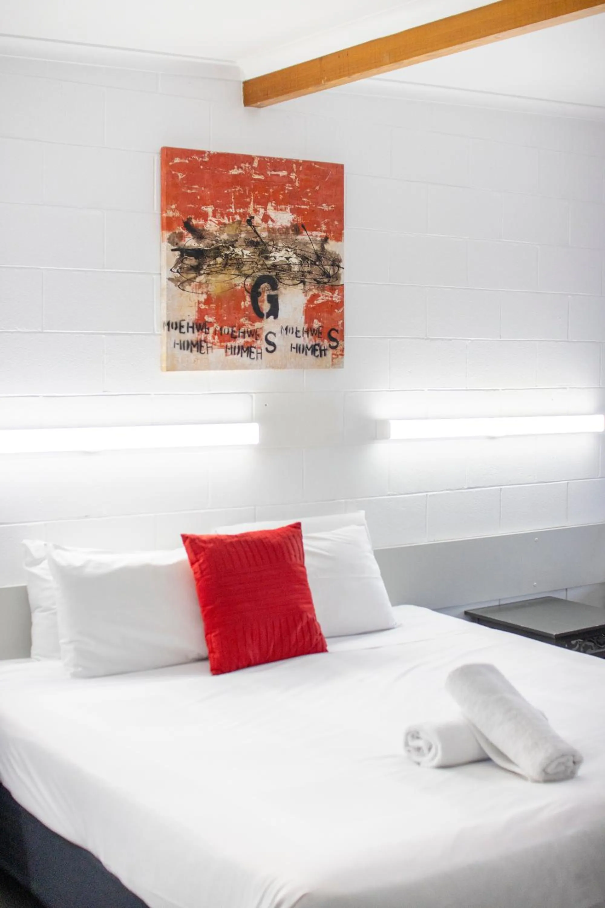 Bed in The Grampians Motel