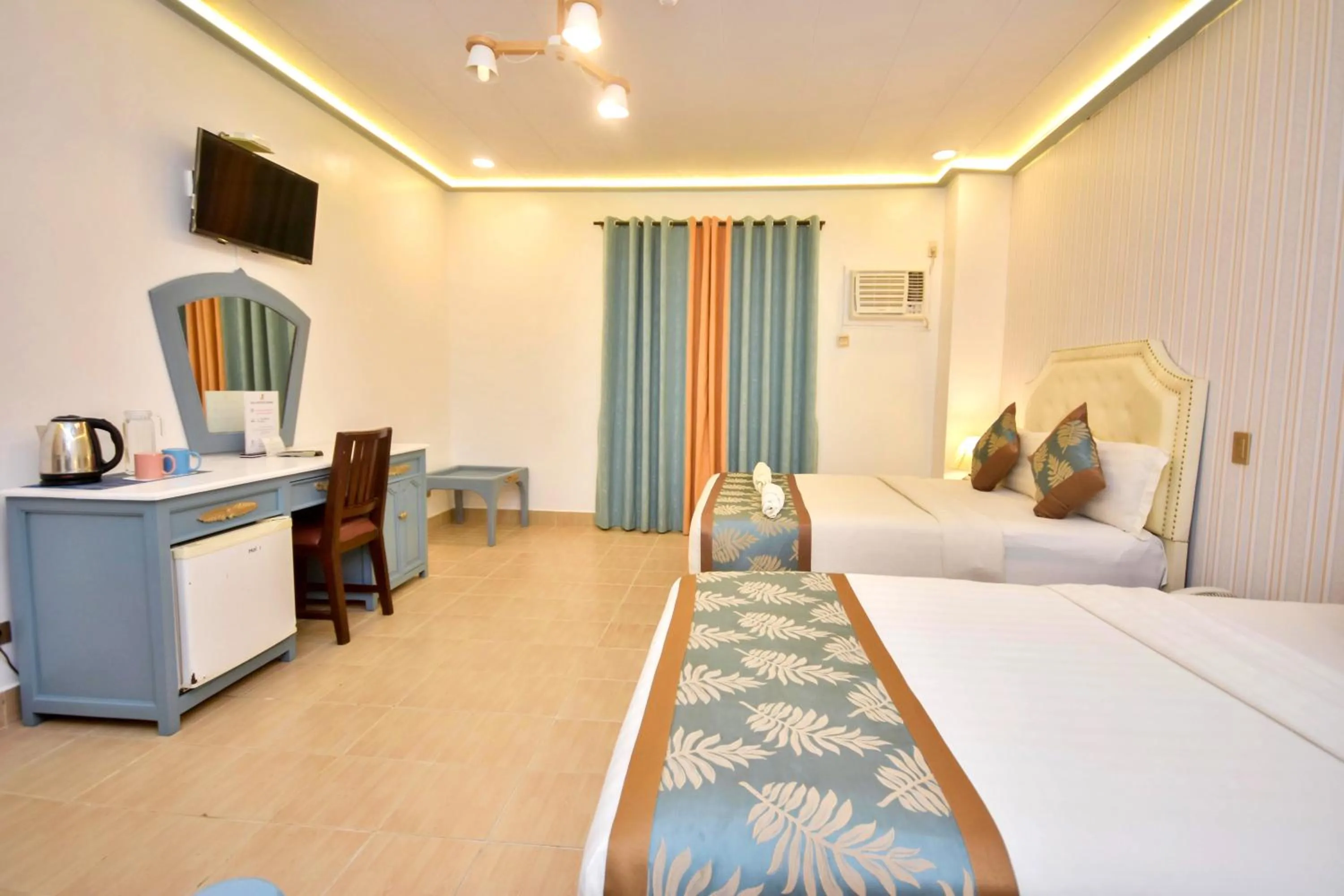 Photo of the whole room, Bed in Royal Park Resort Boracay