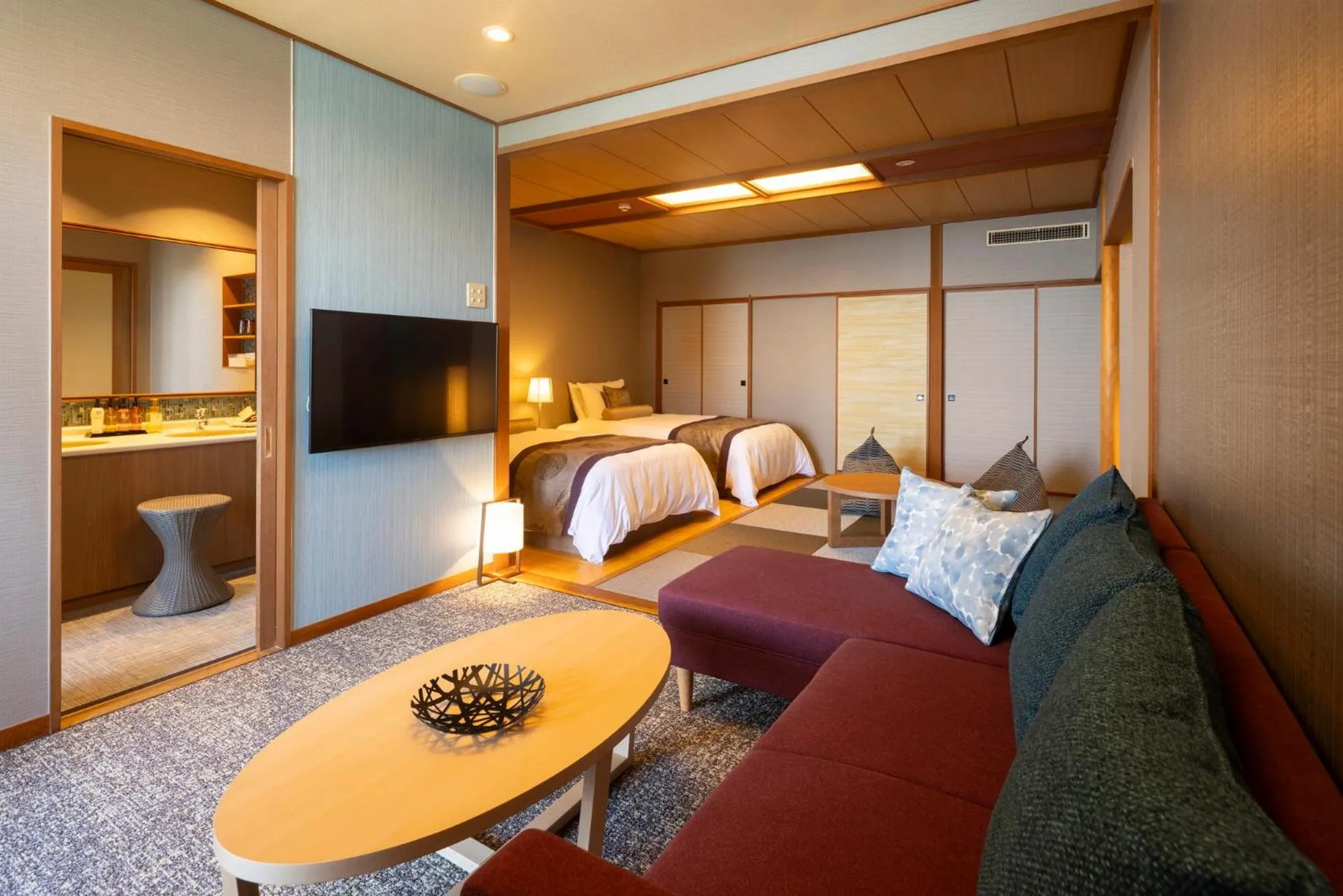 TV and multimedia in Biwako Ryokusuitei