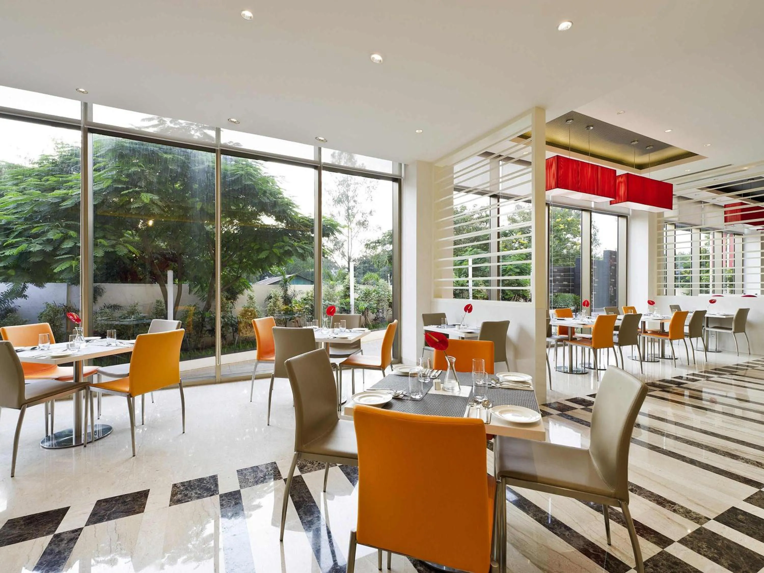 Restaurant/places to eat in ibis Nashik - An Accor Brand
