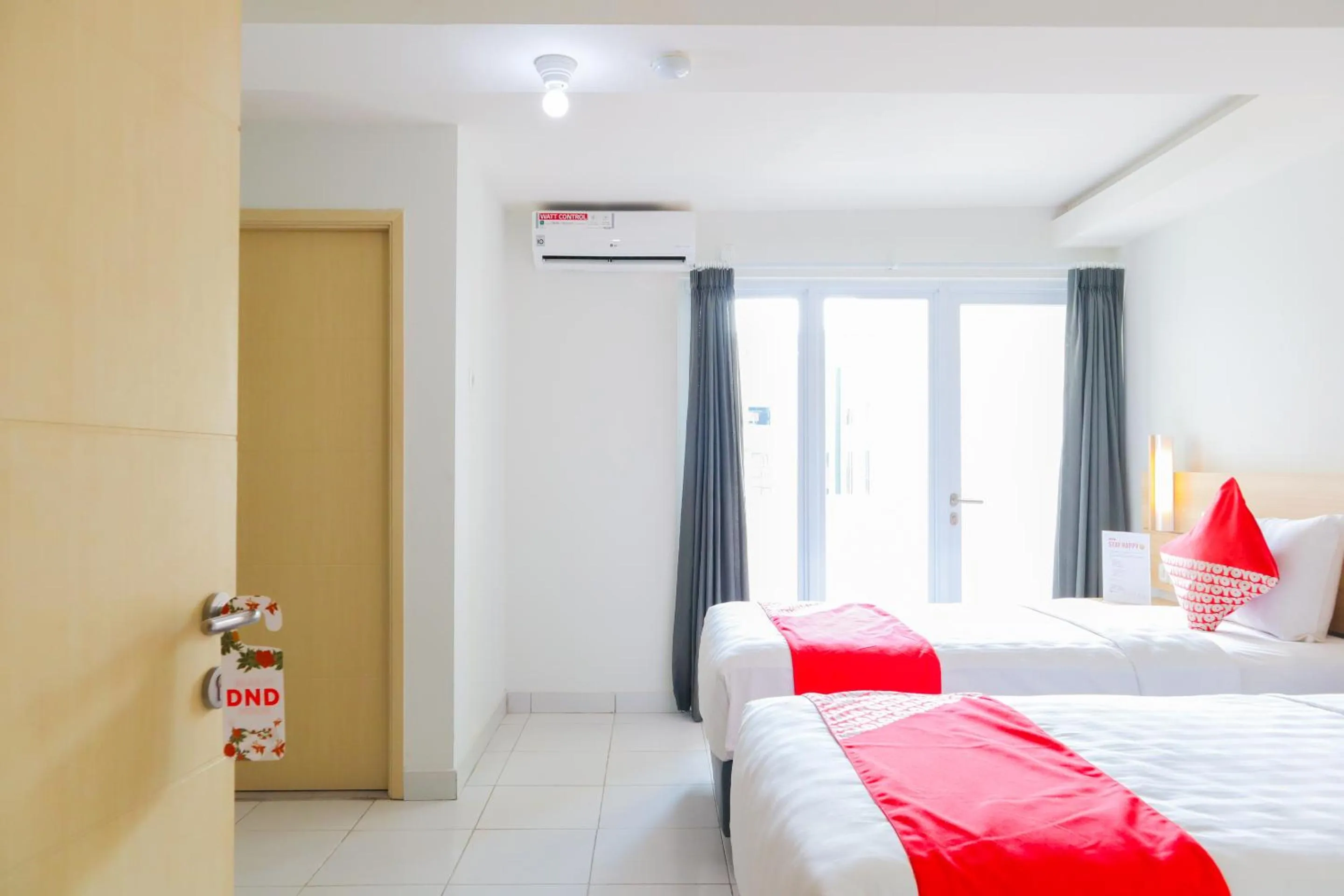 Photo of the whole room in Flagship 210 Amethyst Kemayoran