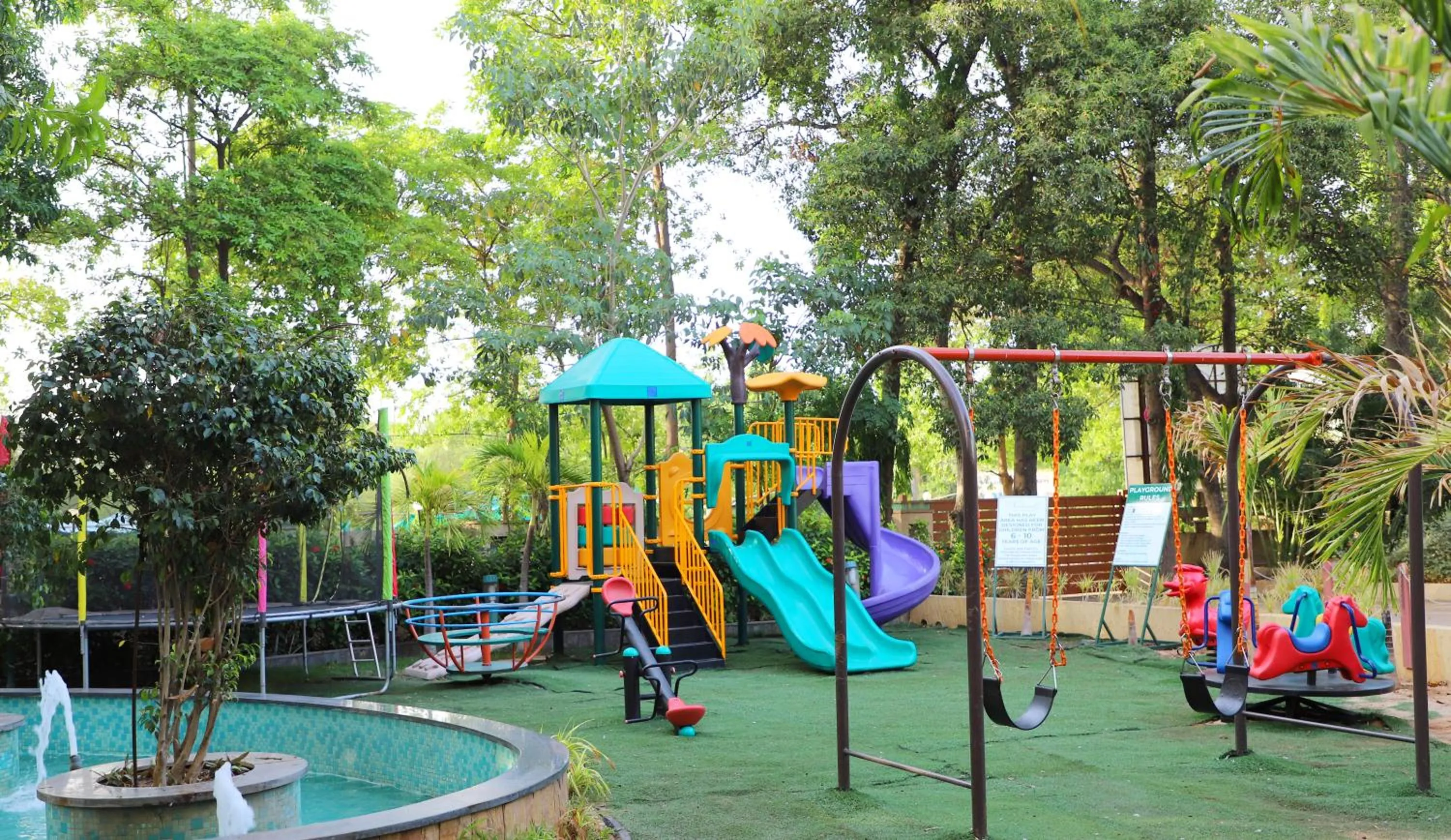 Kids's club in Boulevard 9 Luxury Resort & Spa