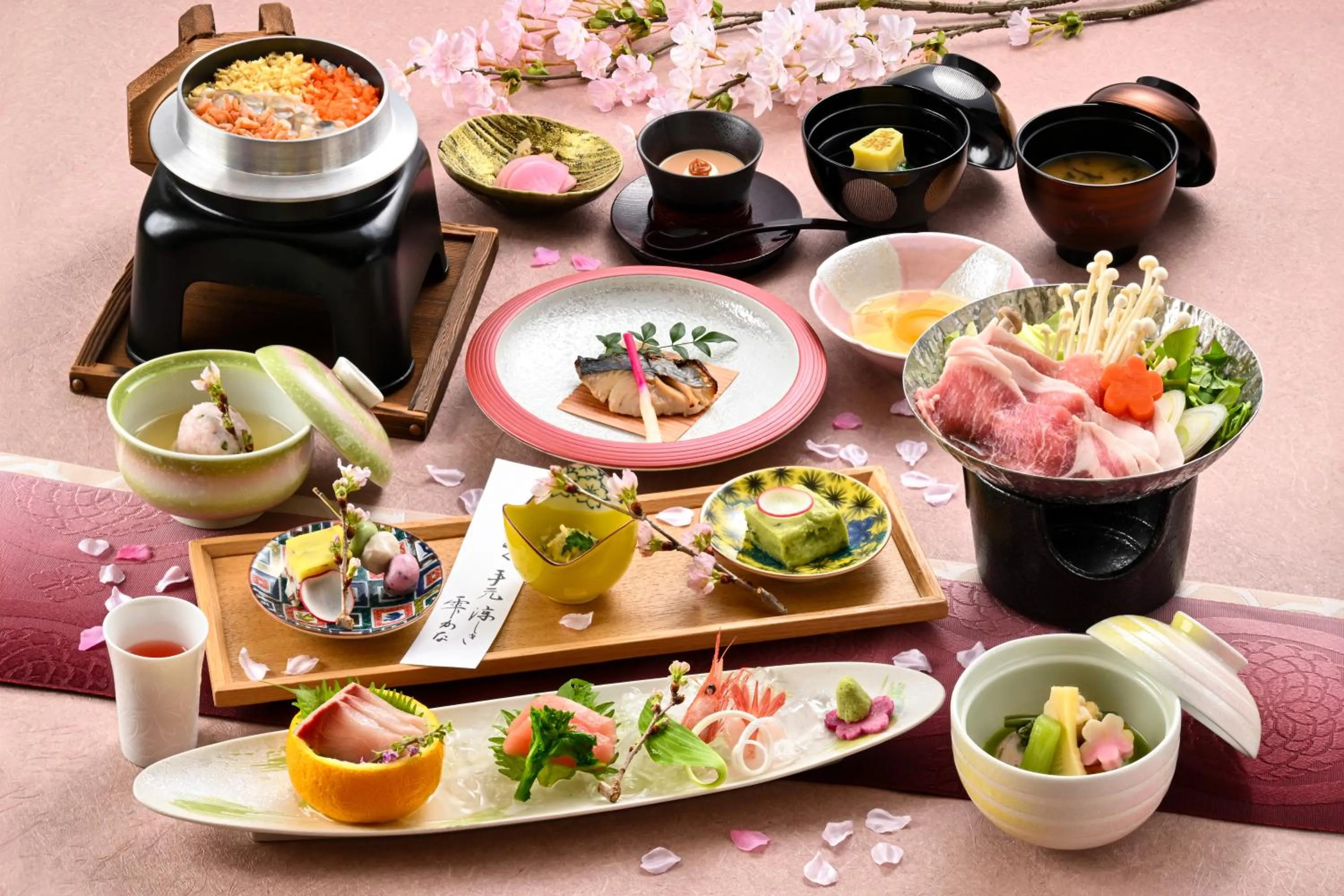 Dinner in APA Hotel & Resort Kaga Katayamazu Onsen Kasuikyo