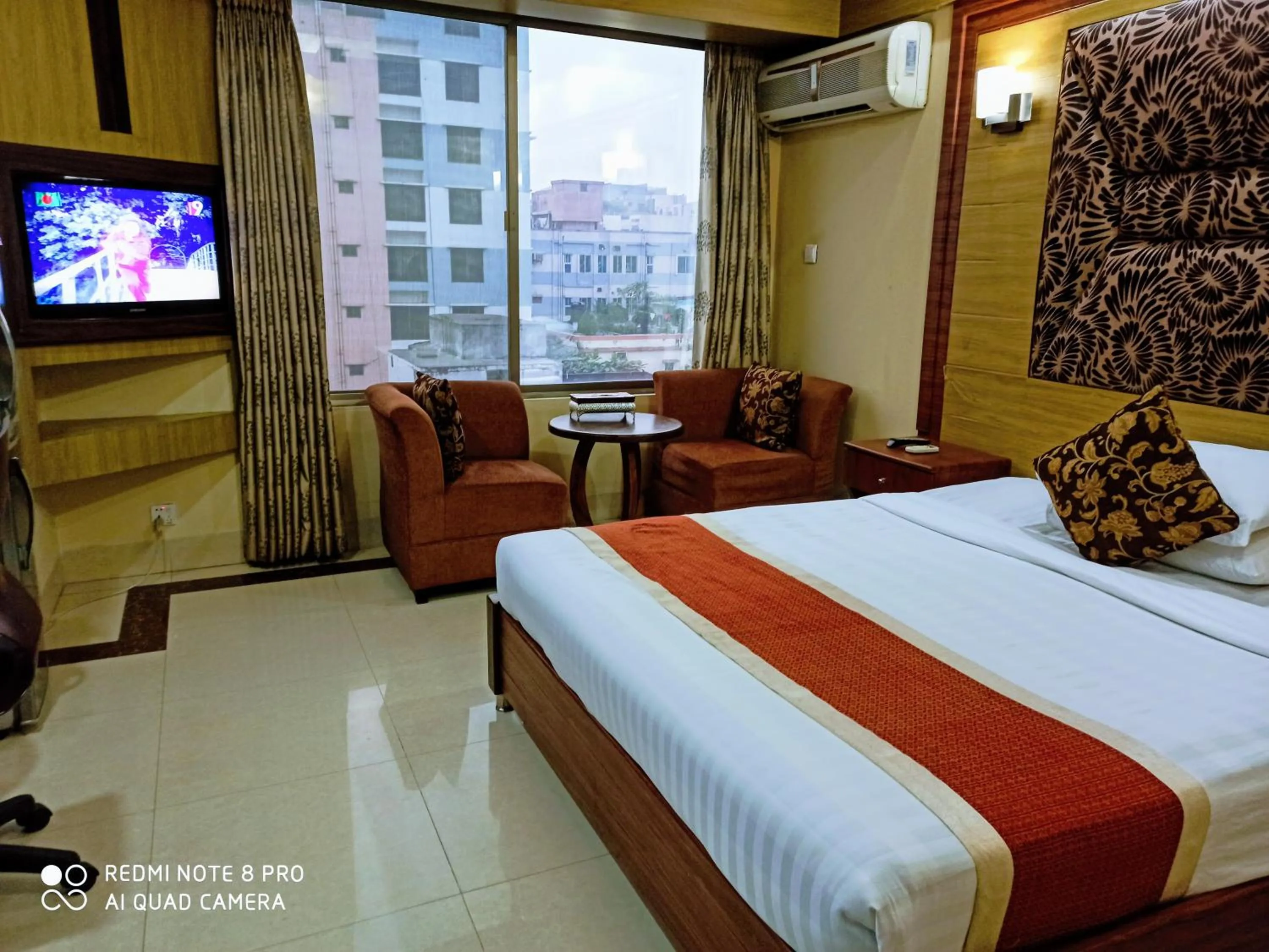 Bed in Marino Hotel - Best near Airport