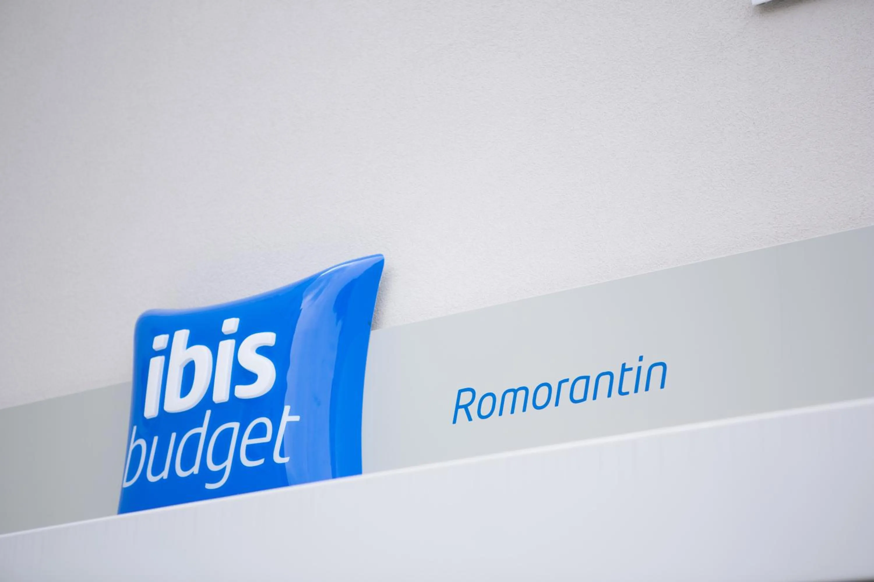 Logo/Certificate/Sign in ibis budget Romorantin