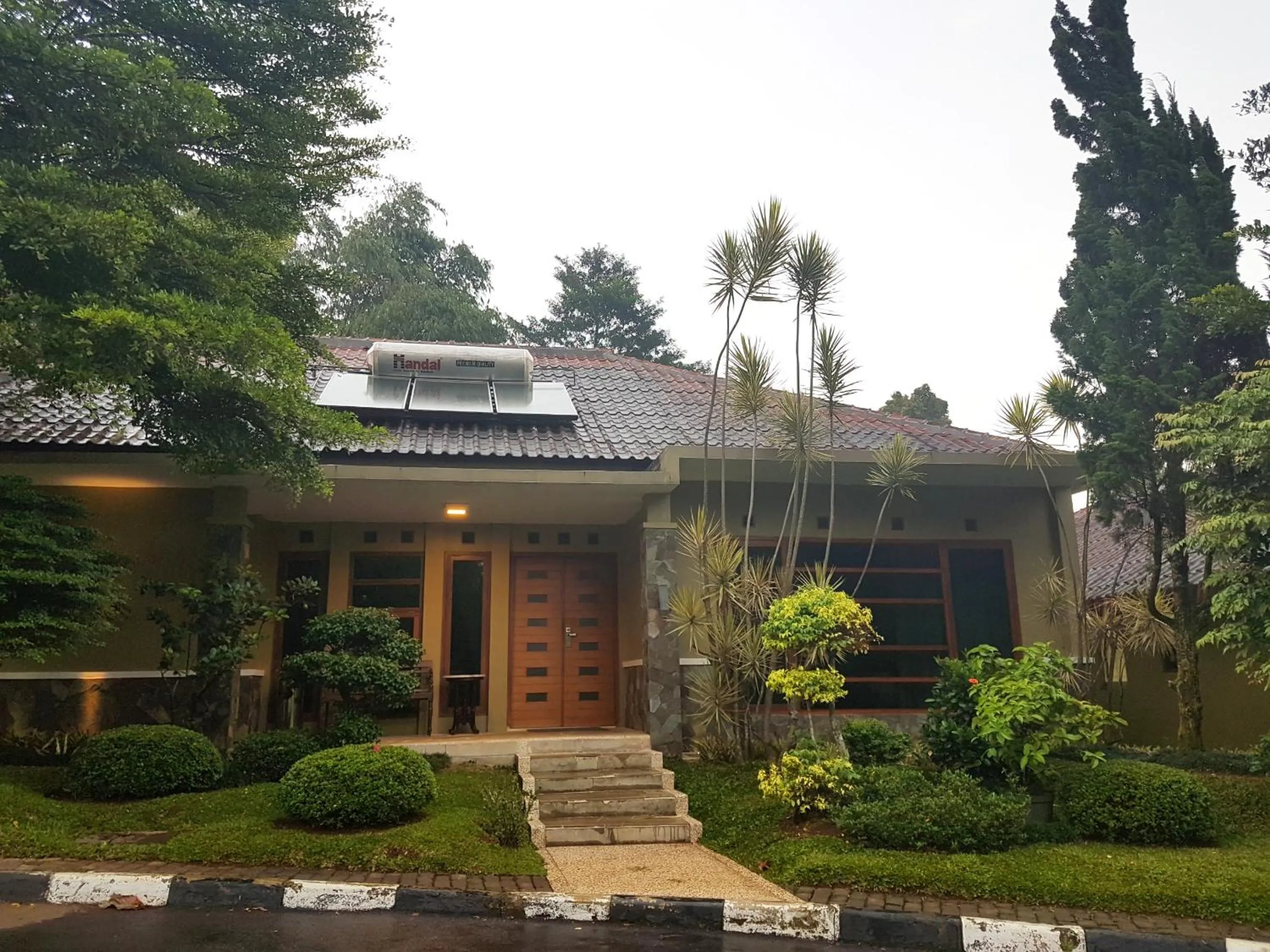 Property building in Gracia Spa Resort Hotel