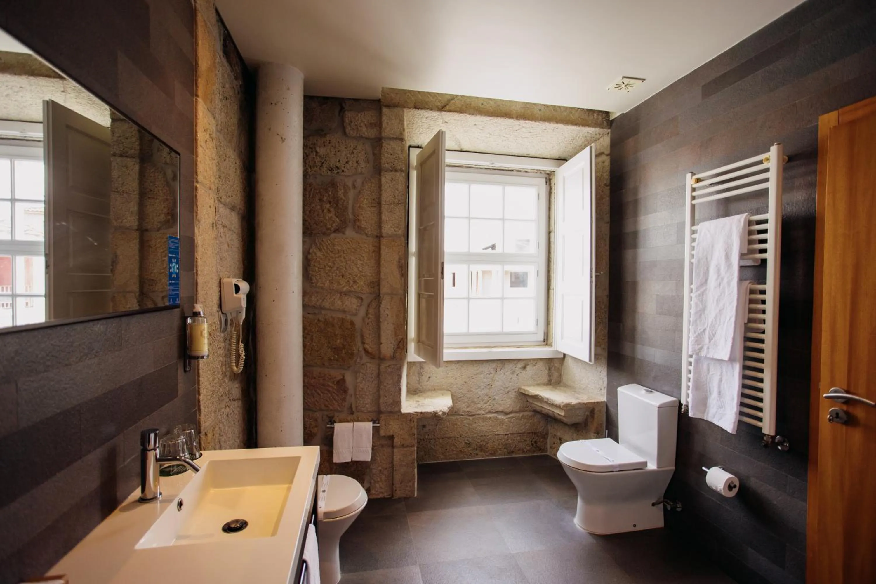 Toilet in Casas Novas Countryside Hotel Spa & Events