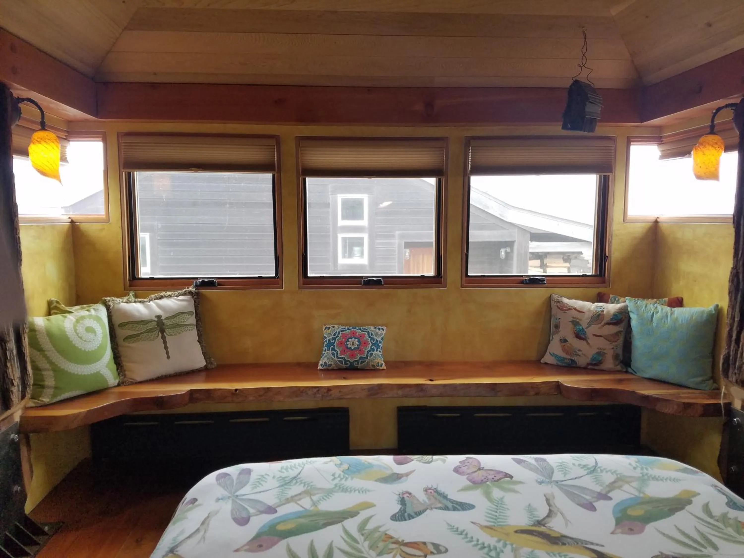 Bed in The Inn at Newport Ranch