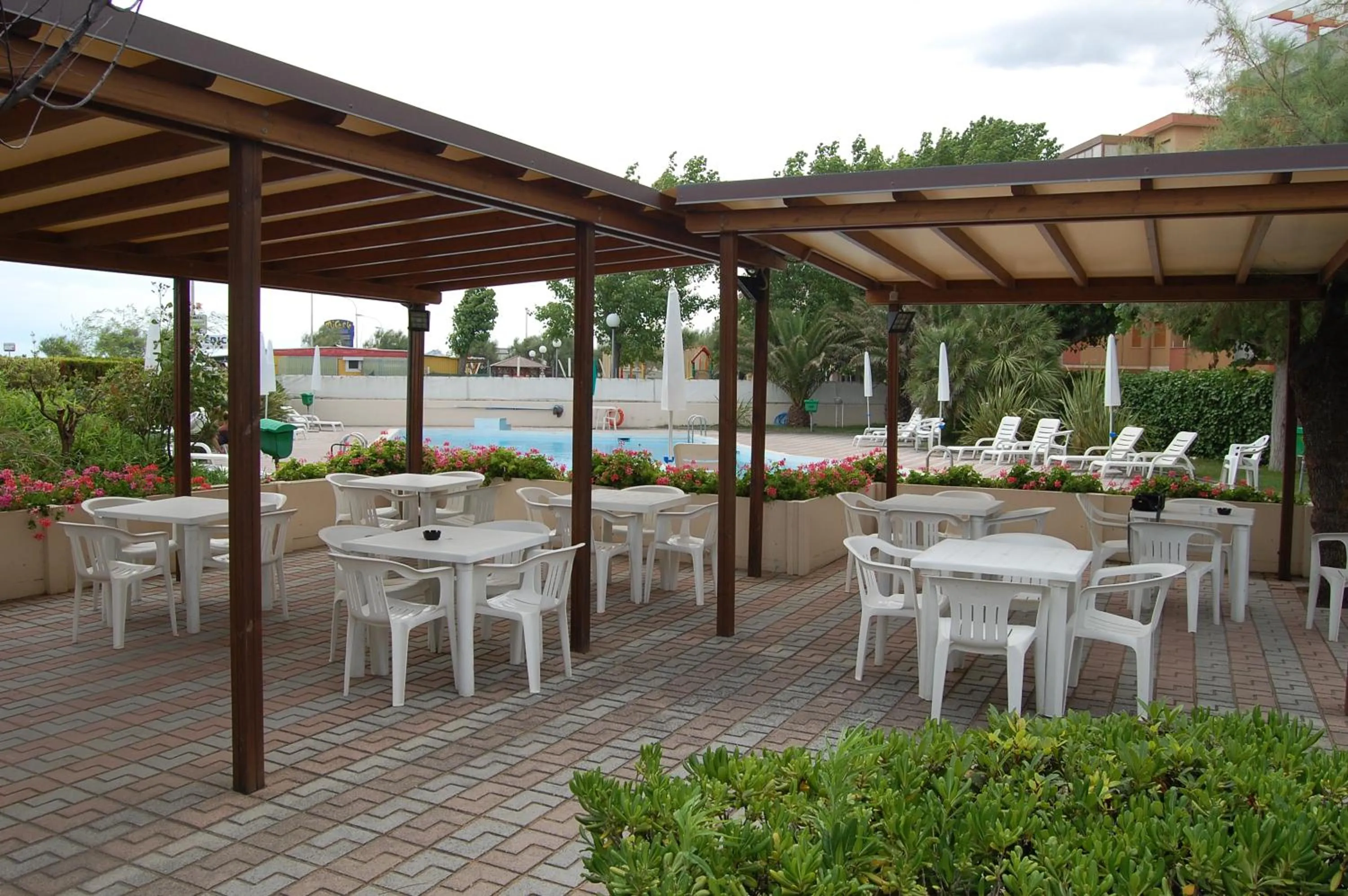 Patio in Hotel Perla