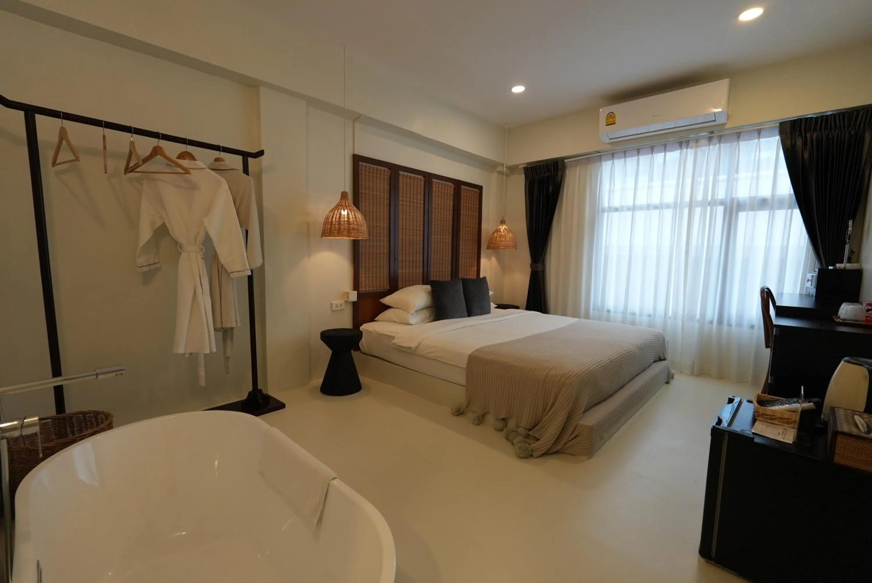 Bedroom, Bed in YOLO Bangkok Boutique Hotel