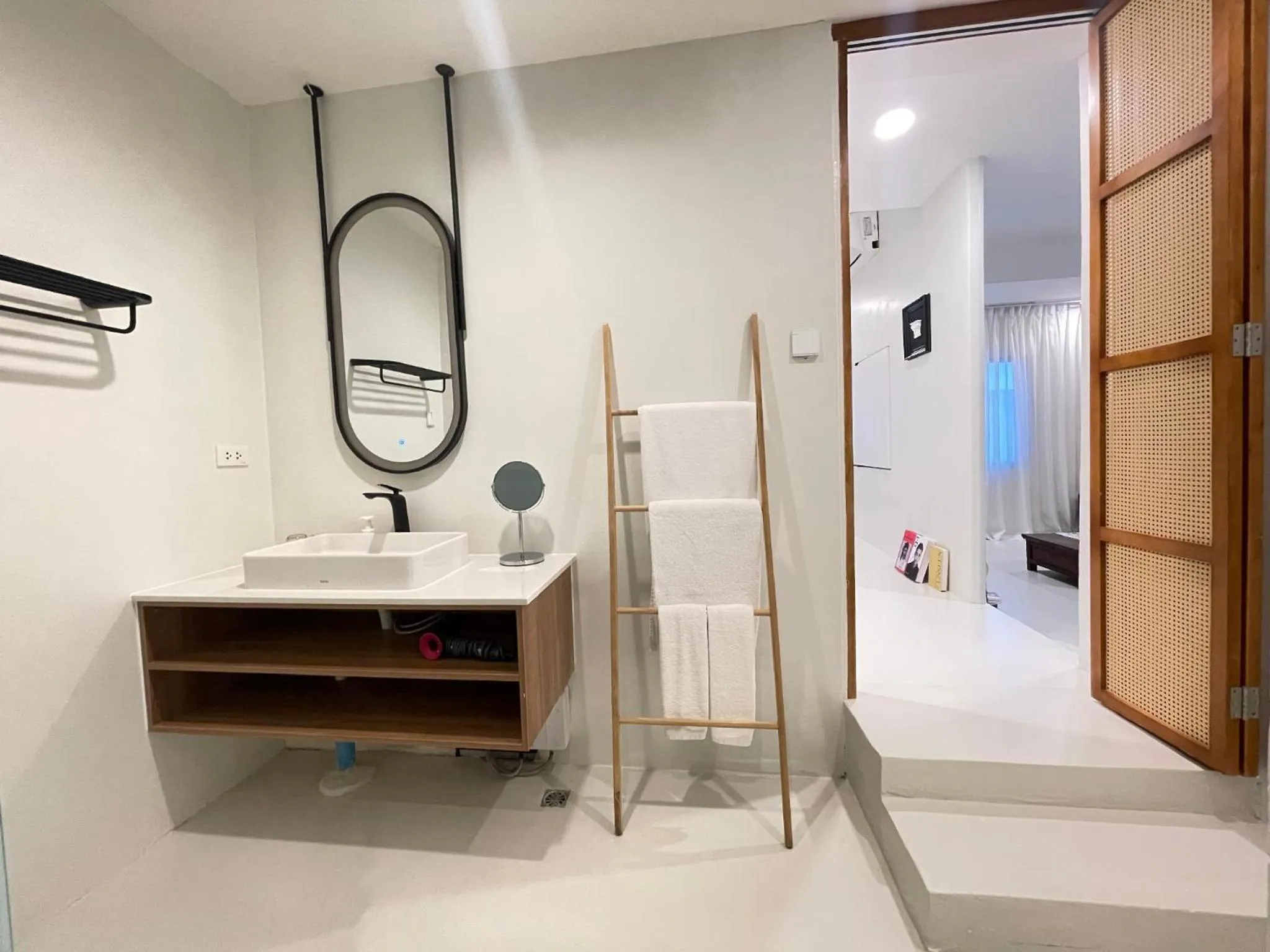 YOLO Bangkok Boutique Hotel