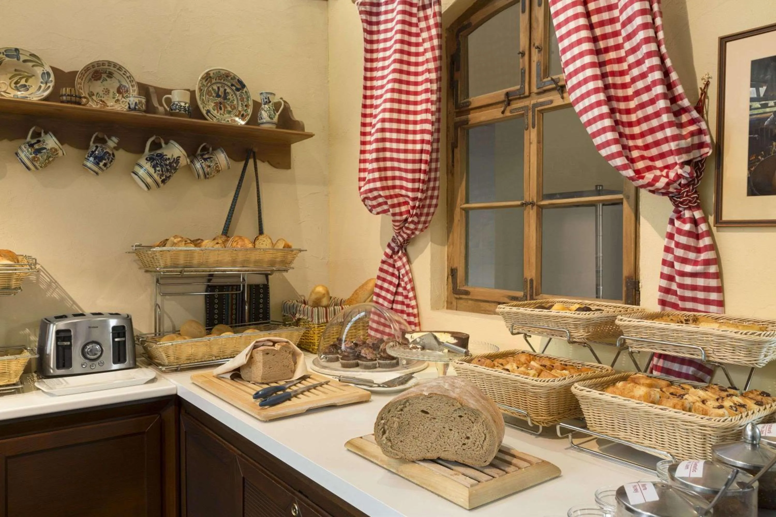 Restaurant/places to eat in Hotel HP Tower One Brasov