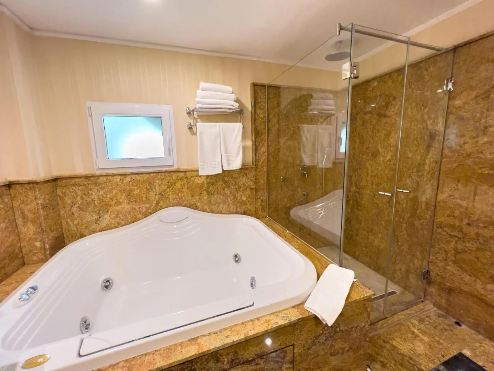 Hotel HP Tower One Brasov